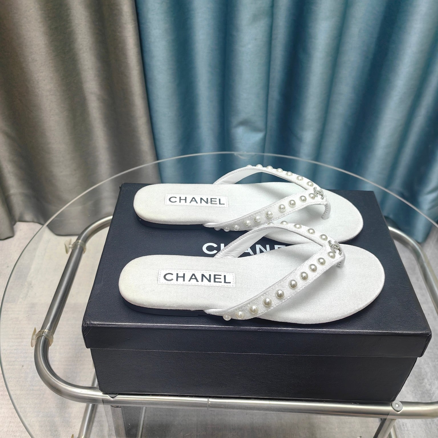 CC Thong White Velvet Pearl