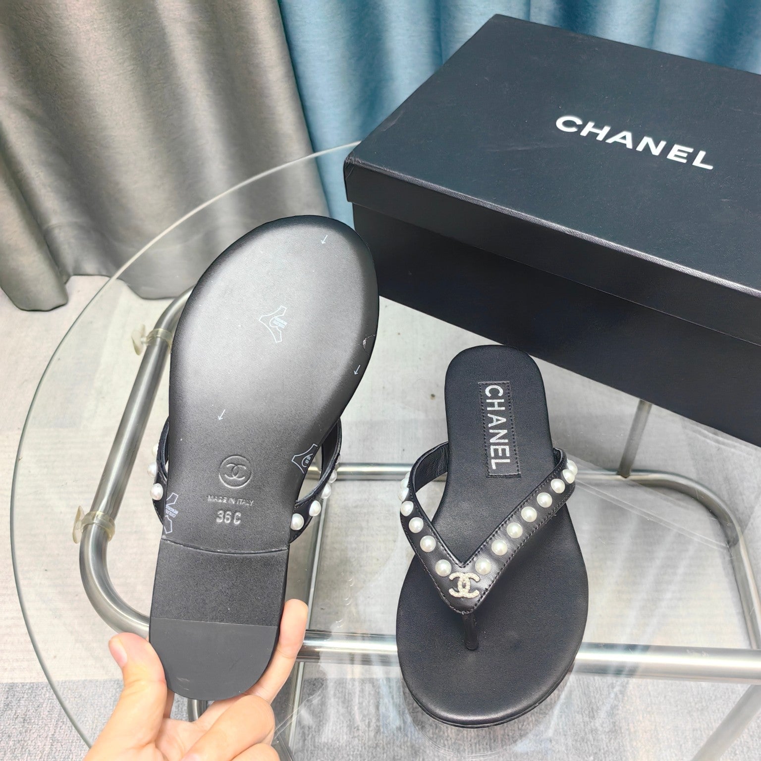 CC Thong Black Calfskin Pearl