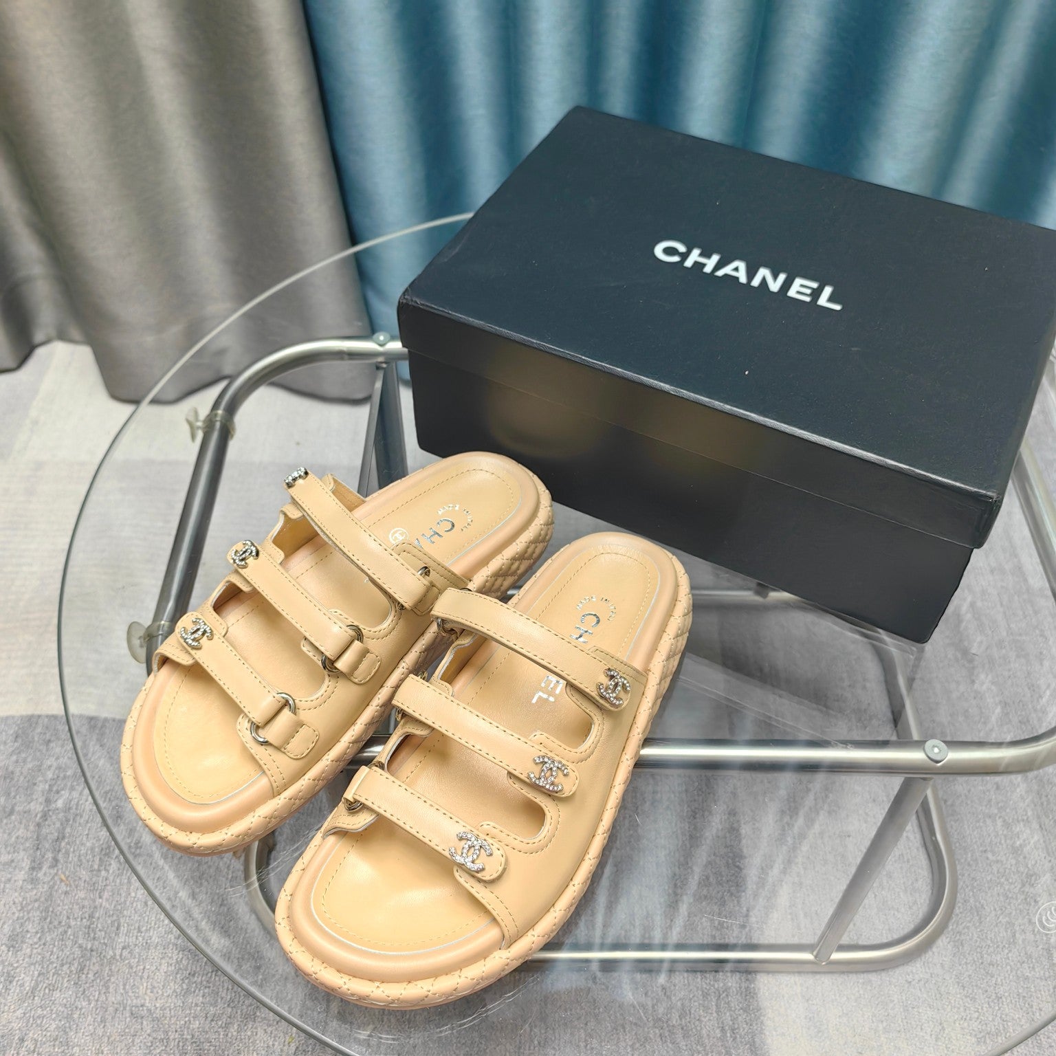 CC 25C Sandal Triple Straps Beige Calfskin