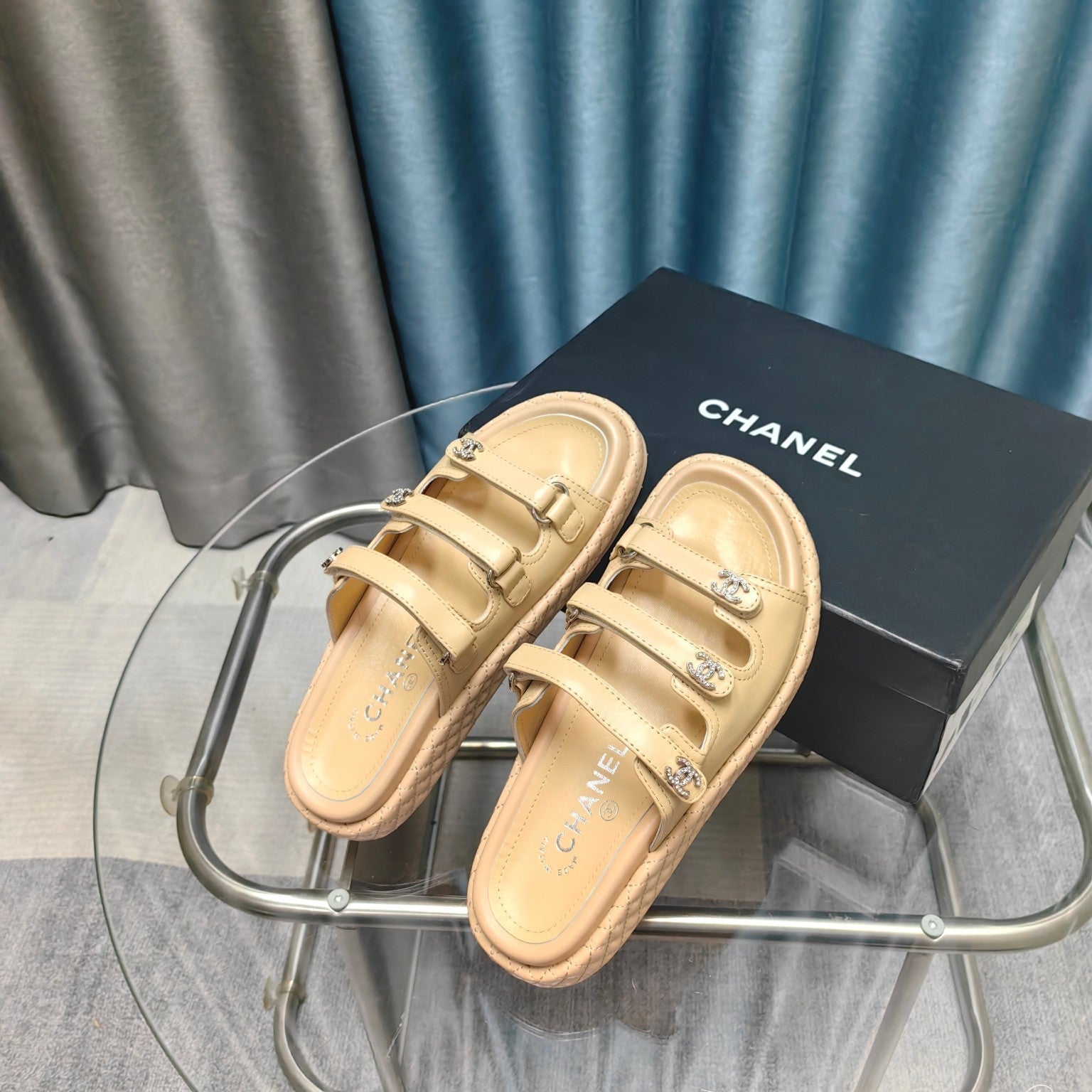 CC 25C Sandal Triple Straps Beige Calfskin