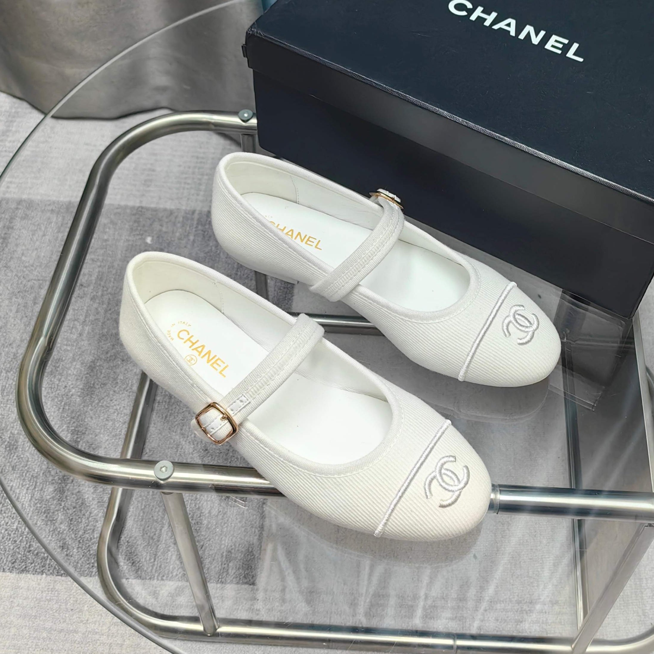 CC 25C Marry Janes White Fabric