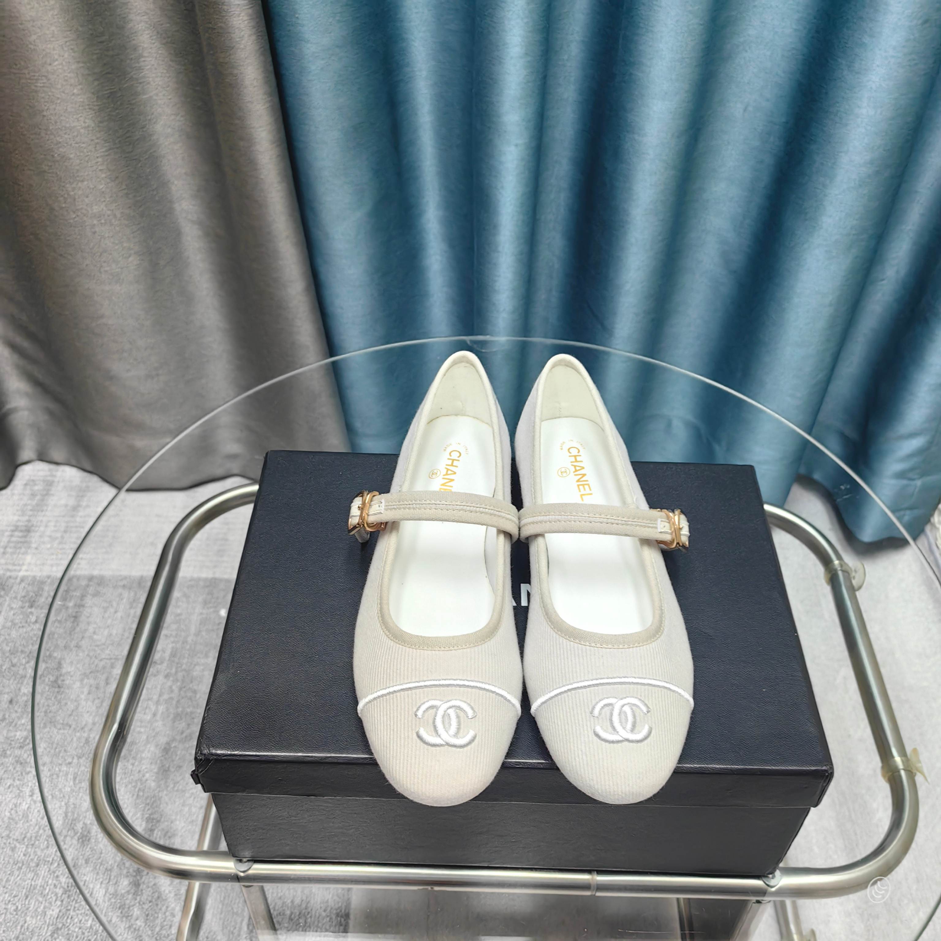 CC 25C Marry Janes Cream Fabric