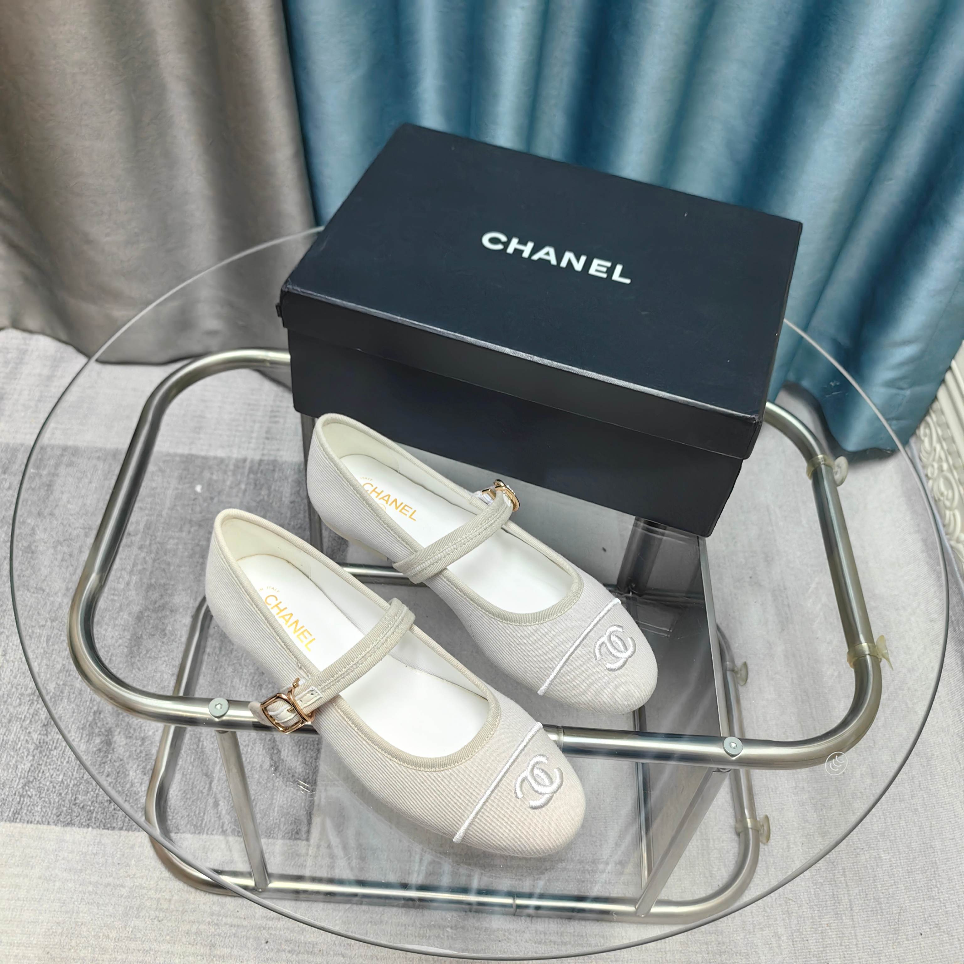 CC 25C Marry Janes Cream Fabric