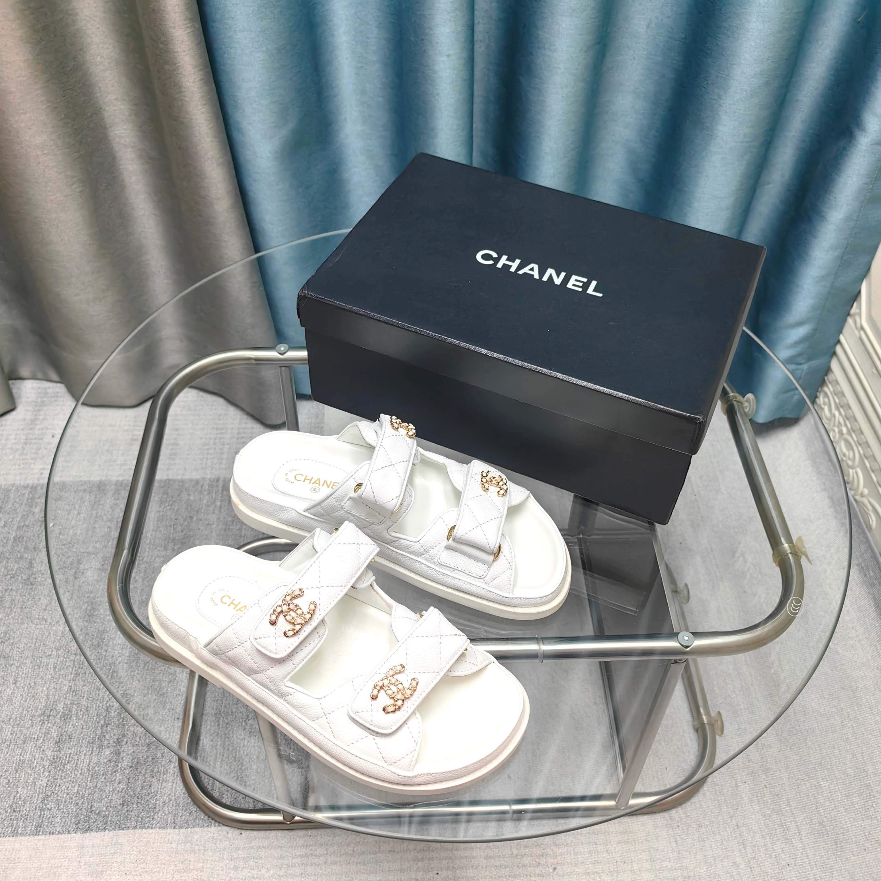 CC 25C Dad Mule White Grained Calfskin