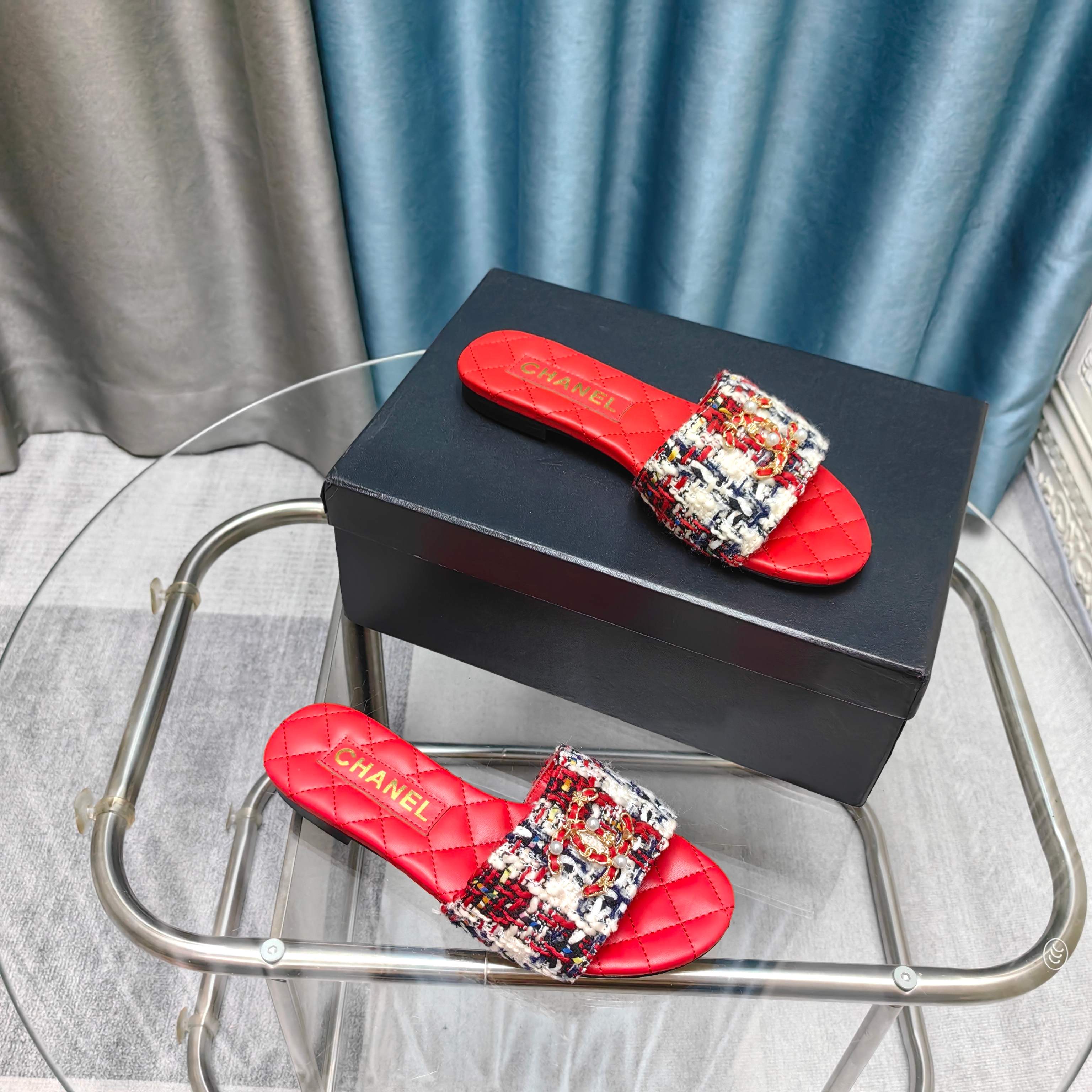 CC 25 Mule Tweed Mop