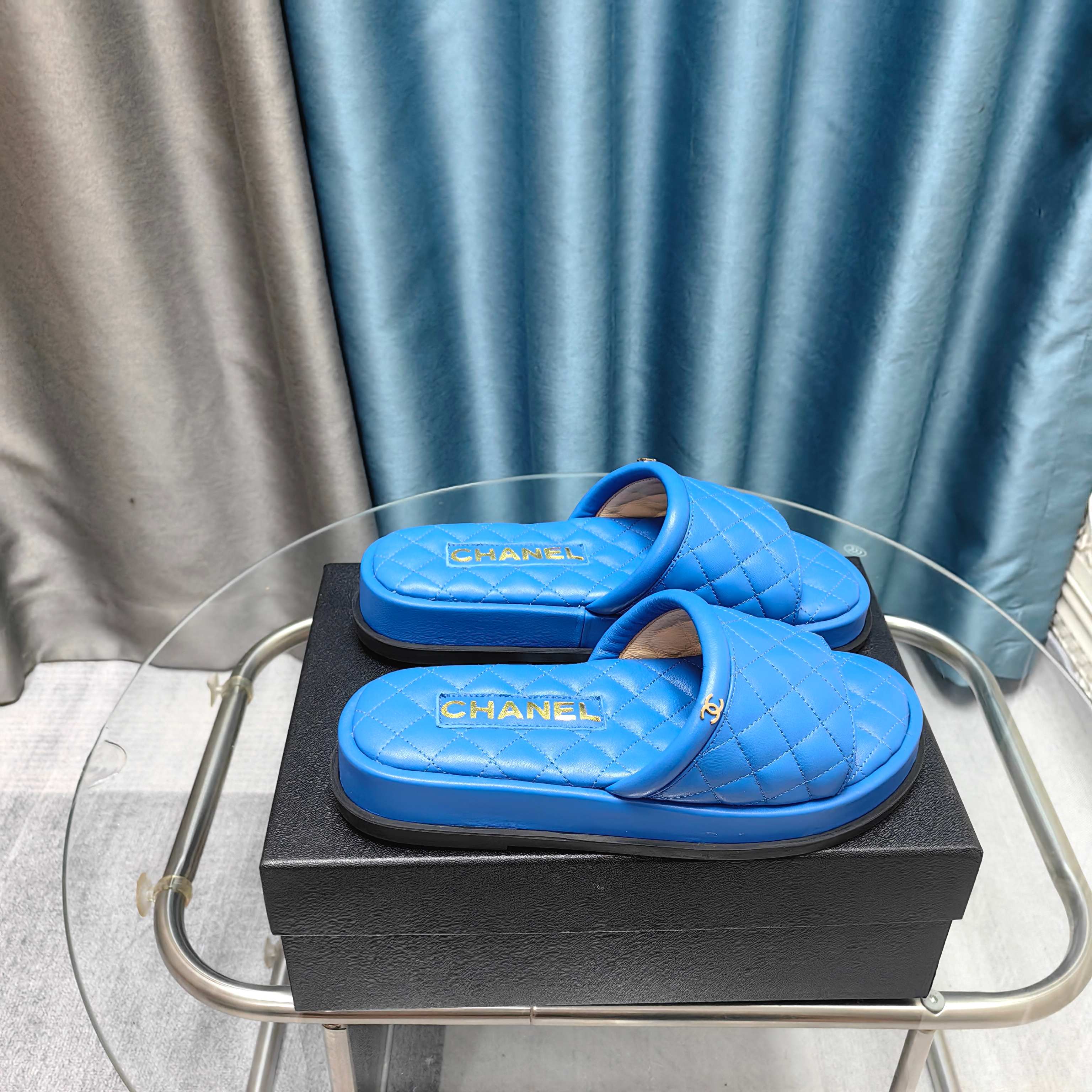 CC 25 Mule Quilted Calfskin