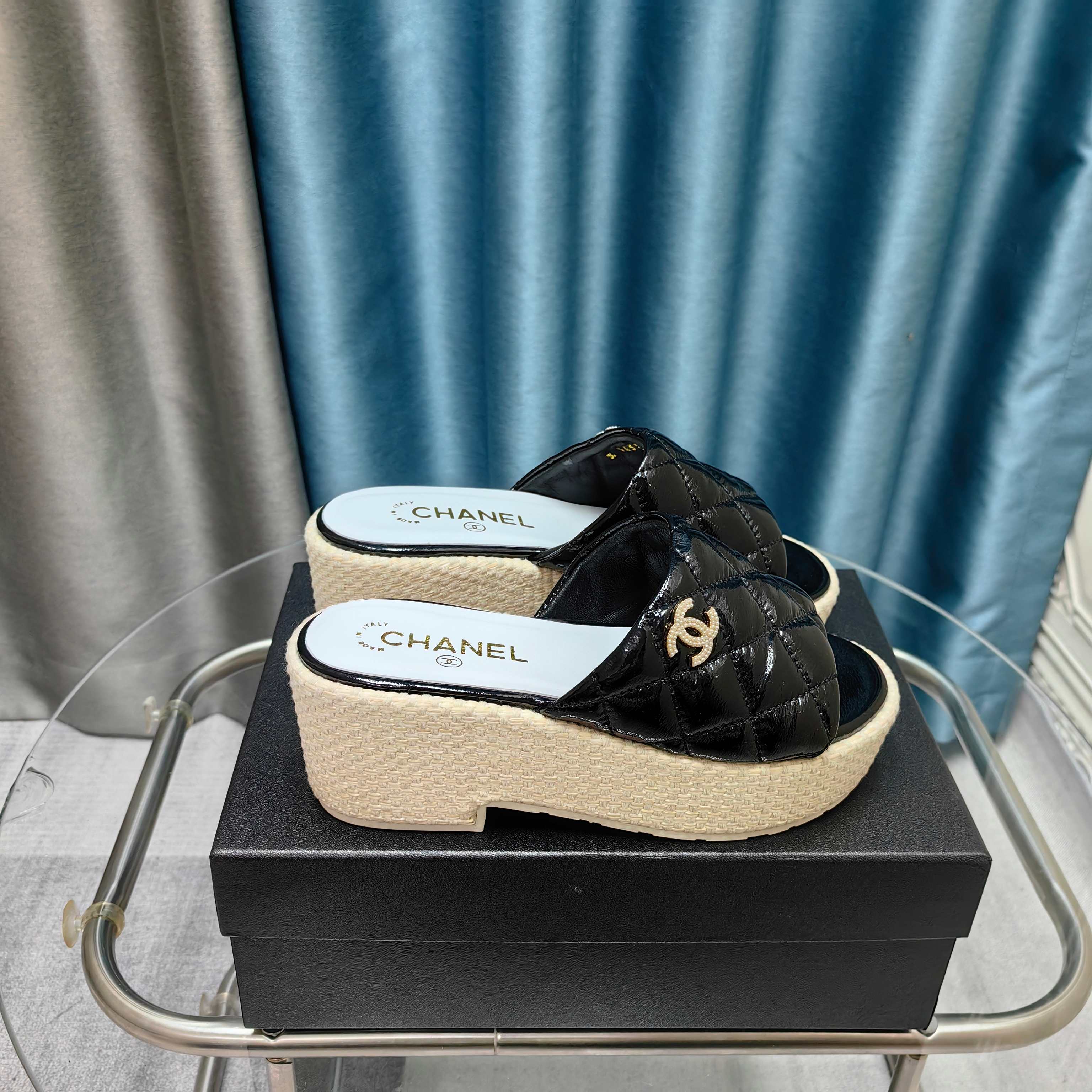 CC 25 Platform Sandal 10cm Patent Calfskin