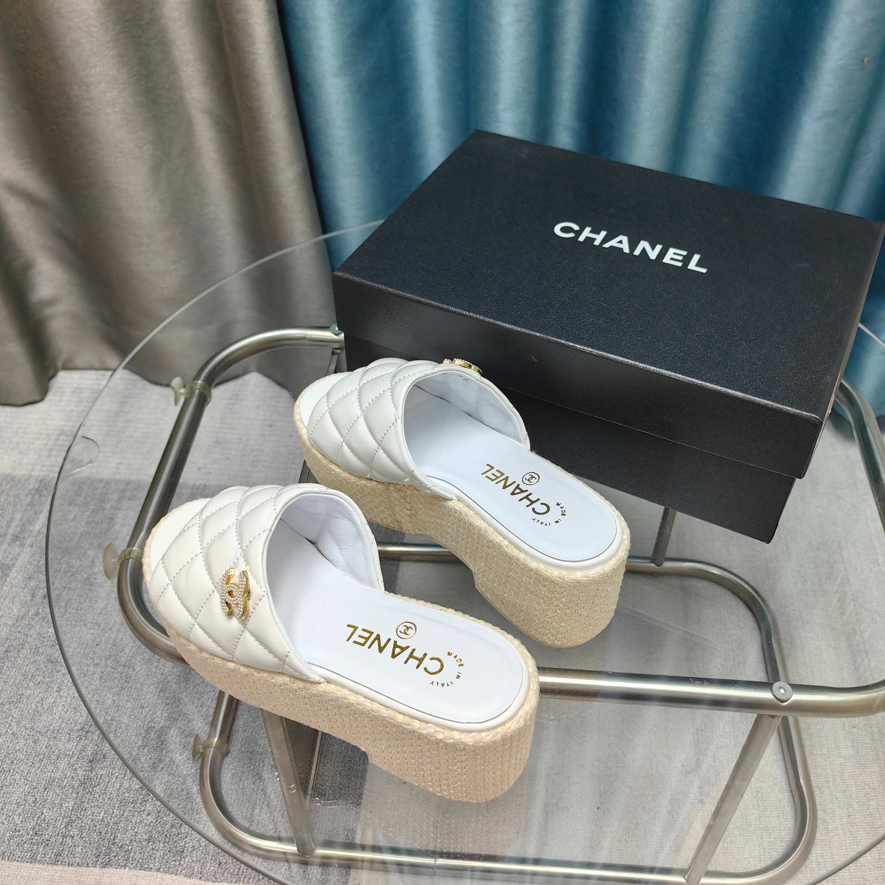 CC 25 Platform Sandal 10cm Patent Calfskin