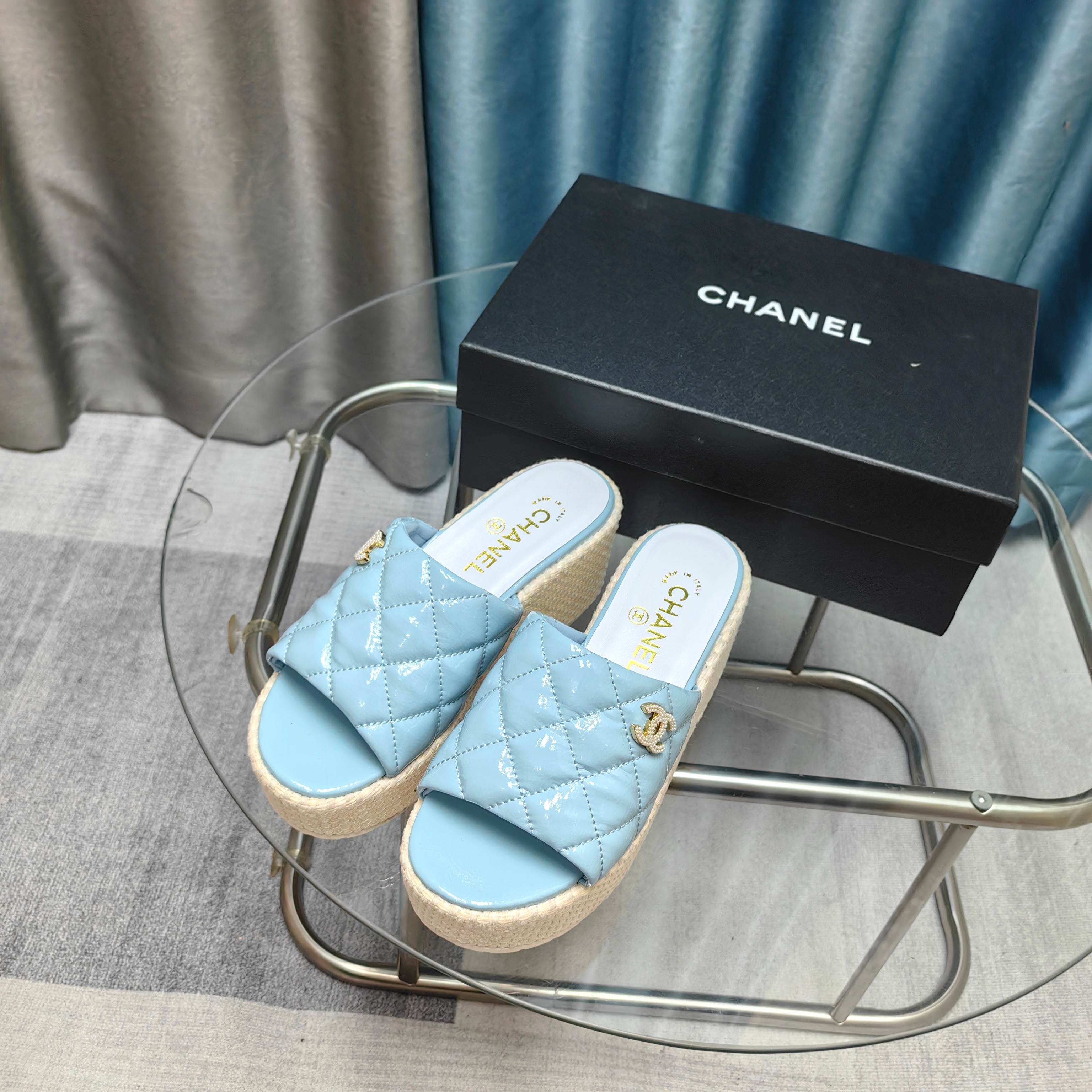 CC 25 Platform Sandal 10cm Patent Calfskin