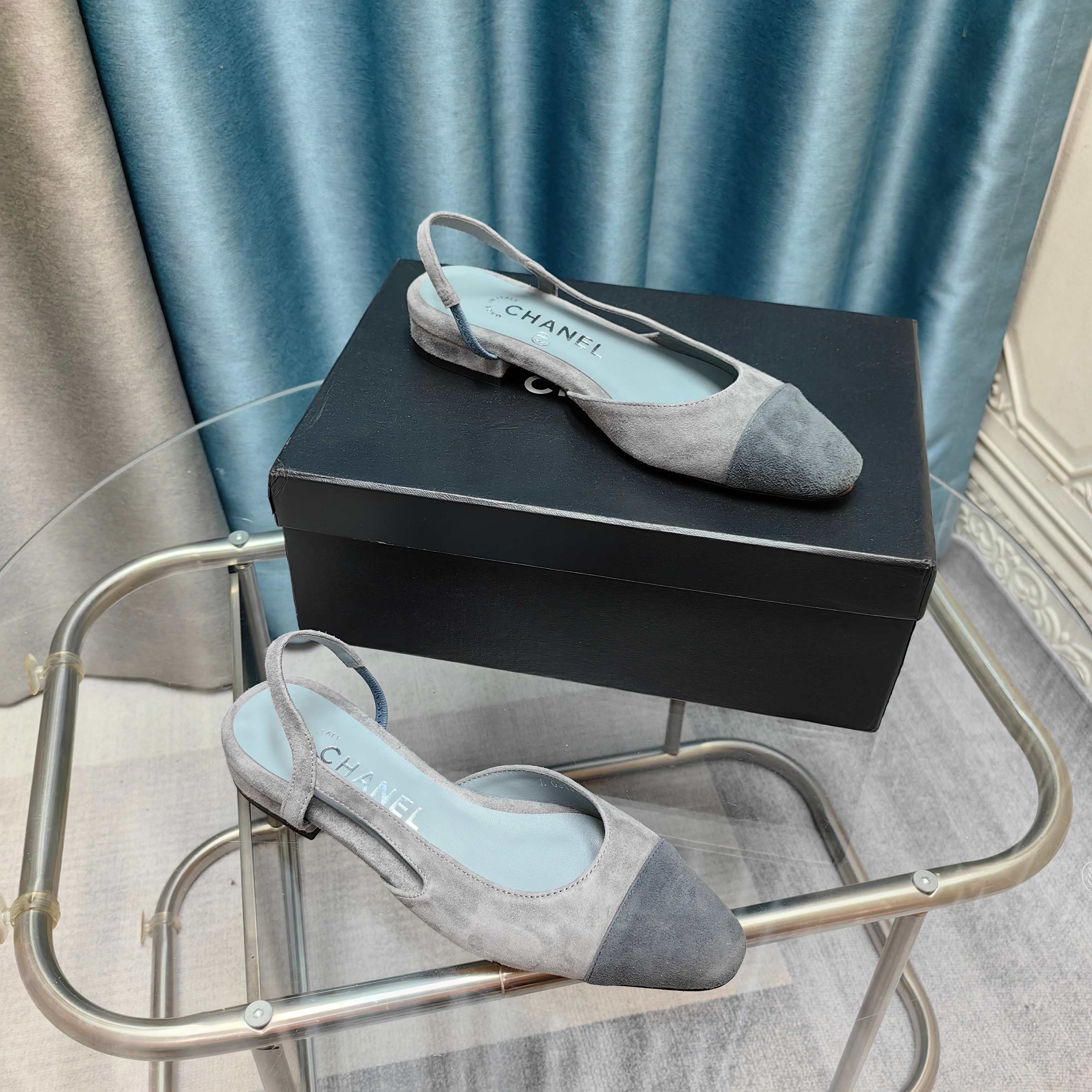 CC 25 Slingback Grey Suede