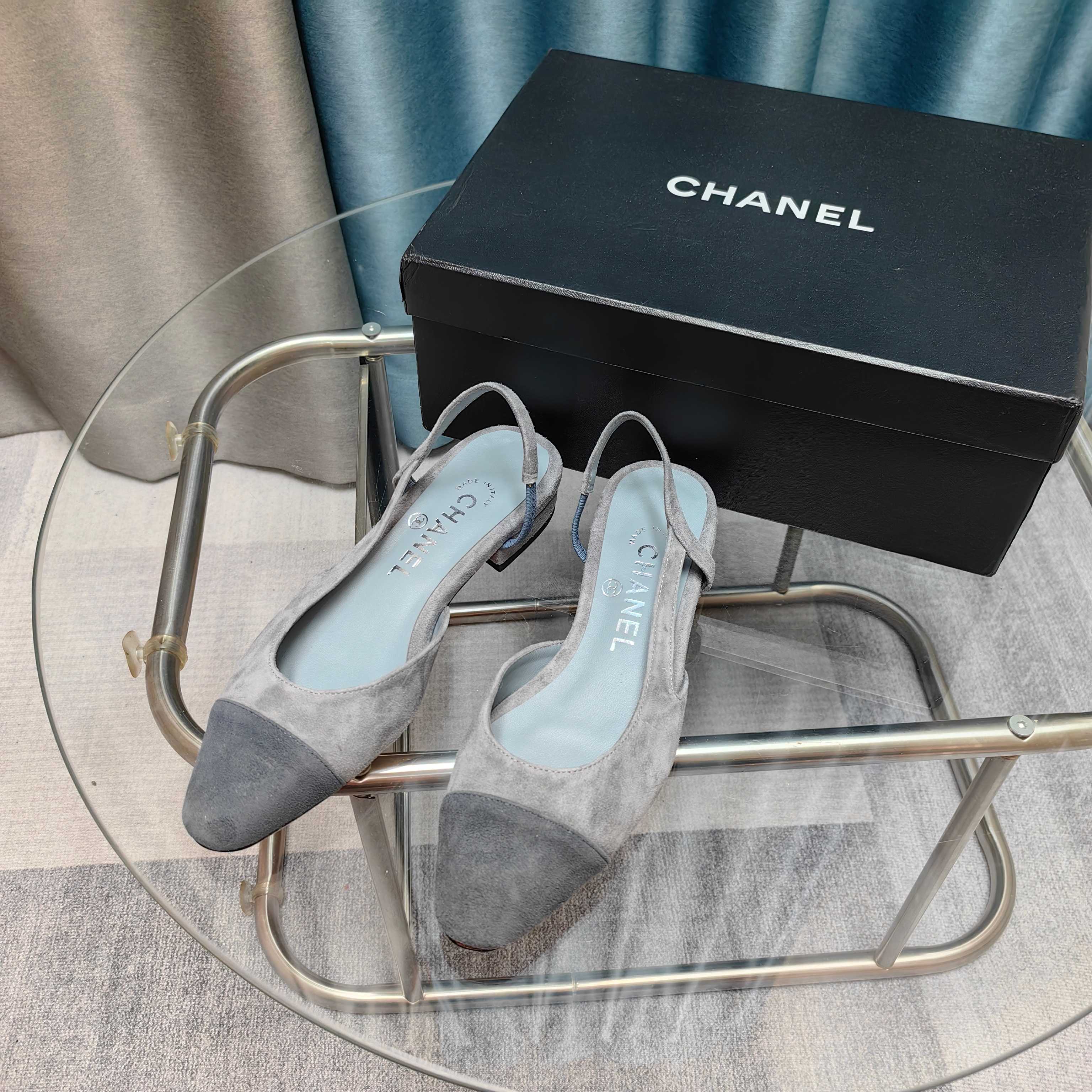 CC 25 Slingback Grey Suede