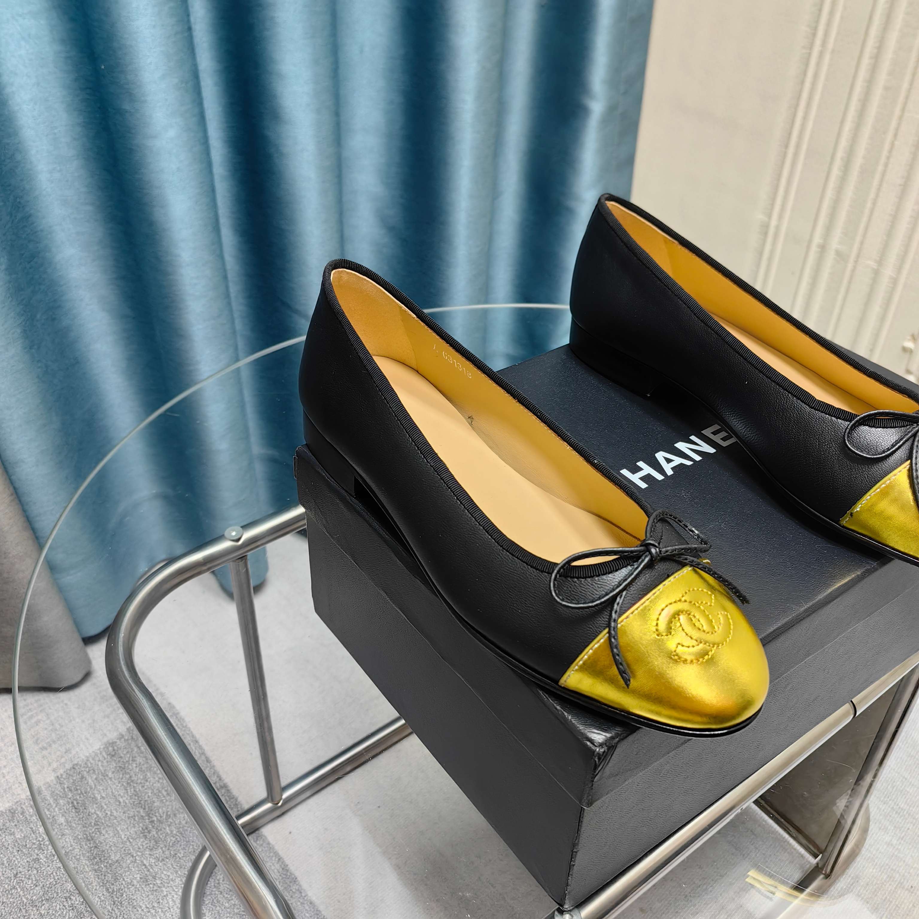 CC 25P Ballet Flat Black Calfskin Yellow Patent Calfskin