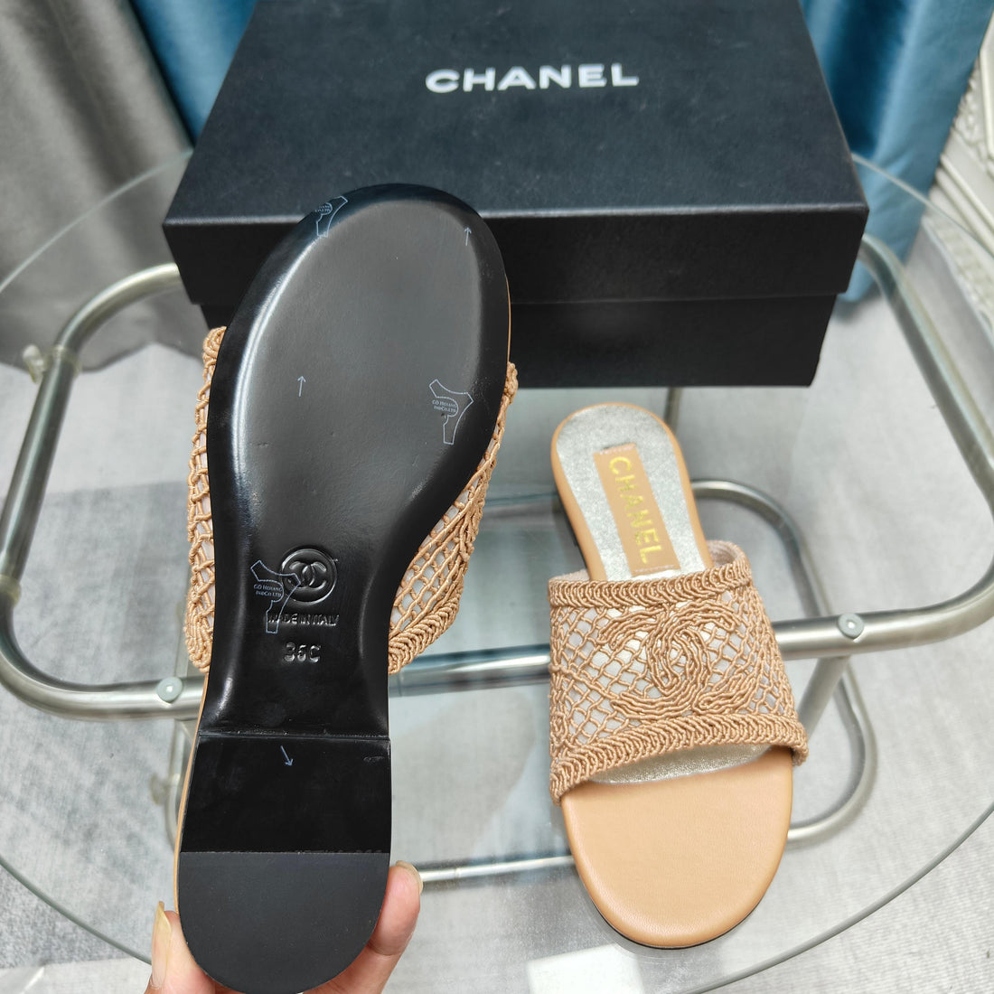 CC 25 Sandal Lace Fabric