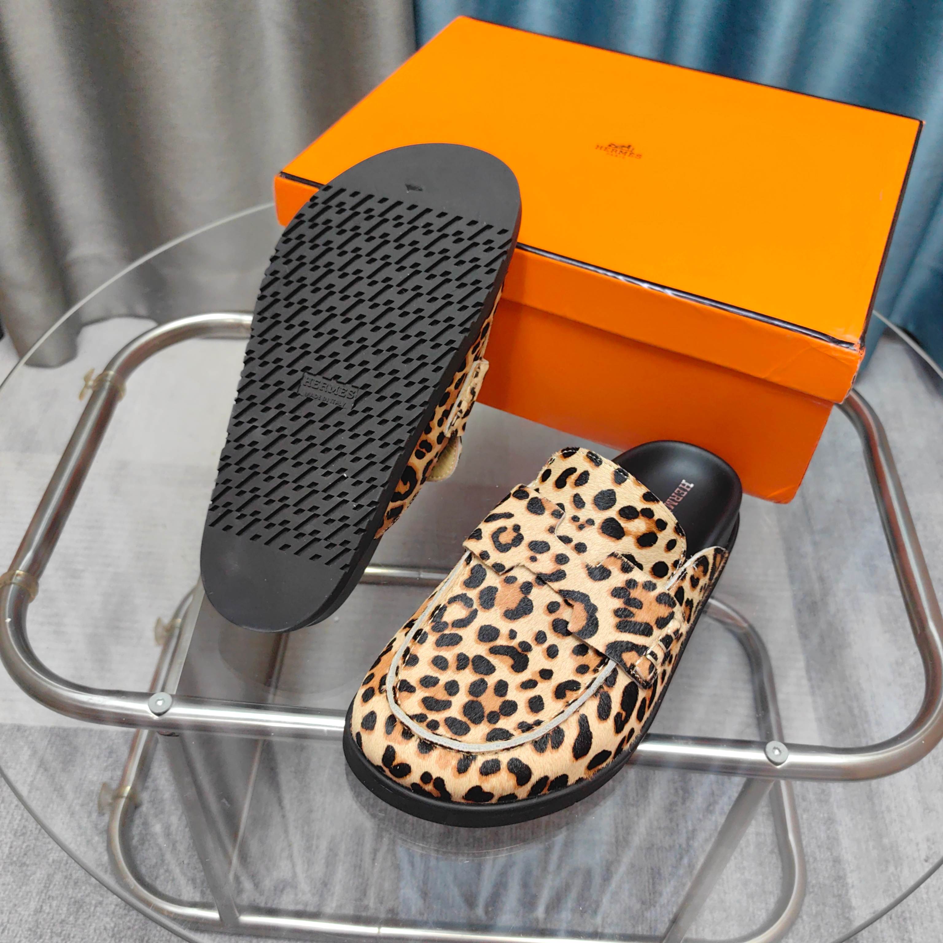 HM 25 Go Mule Light Leopark Horsehair Fabric 369355