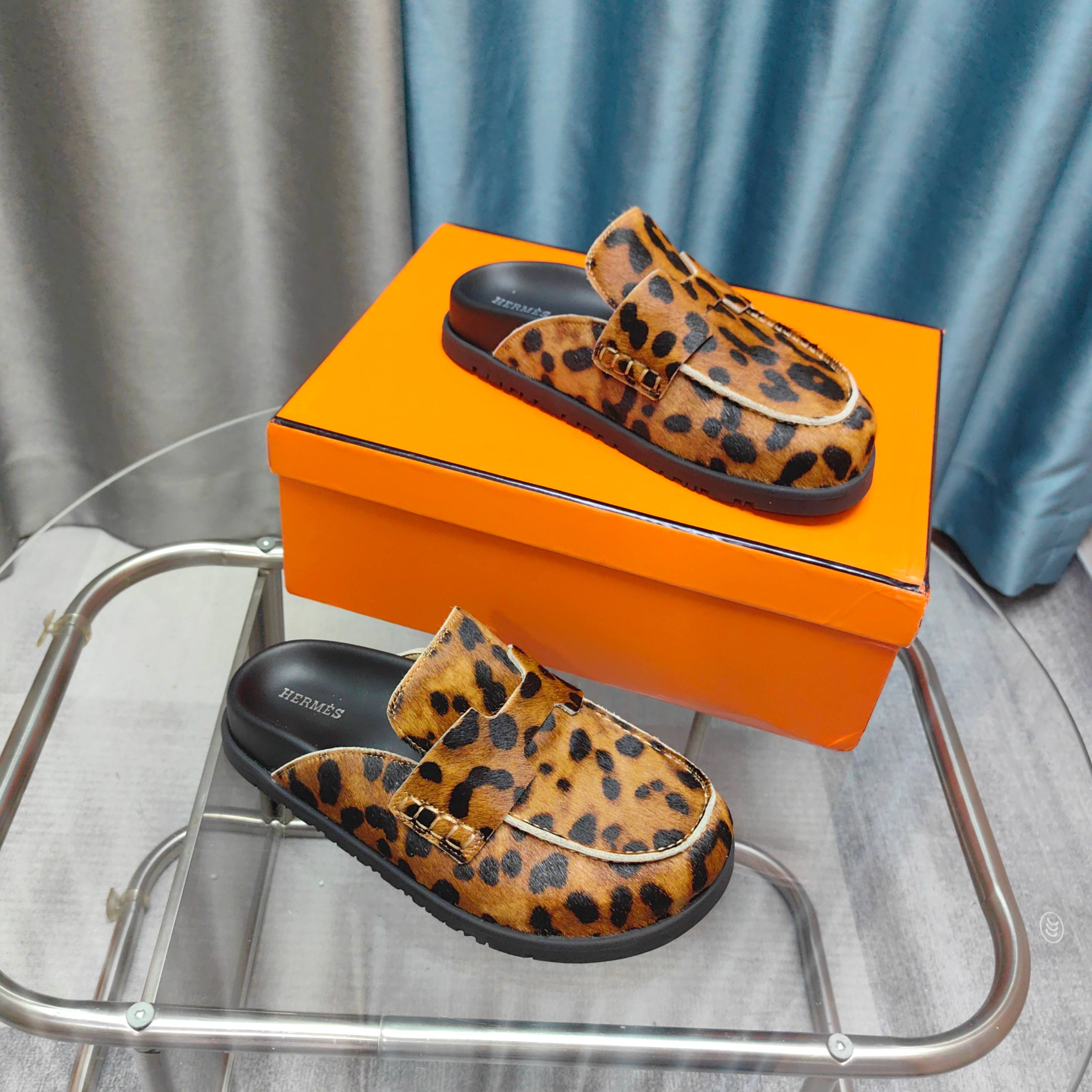 HM 25 Go Mule Leopark Horsehair Fabric 369354