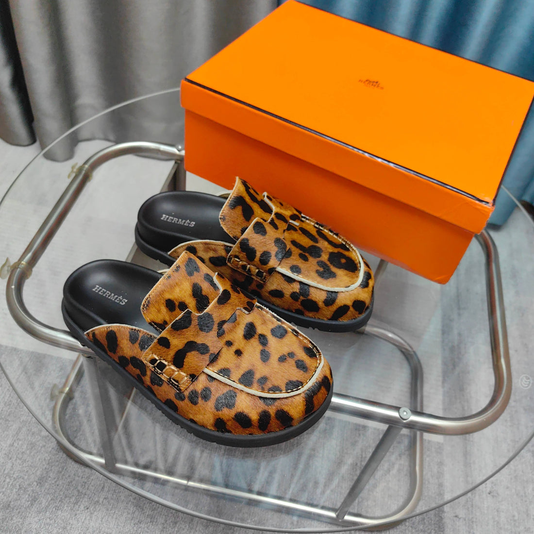 HM 25 Go Mule Leopark Horsehair Fabric 369354