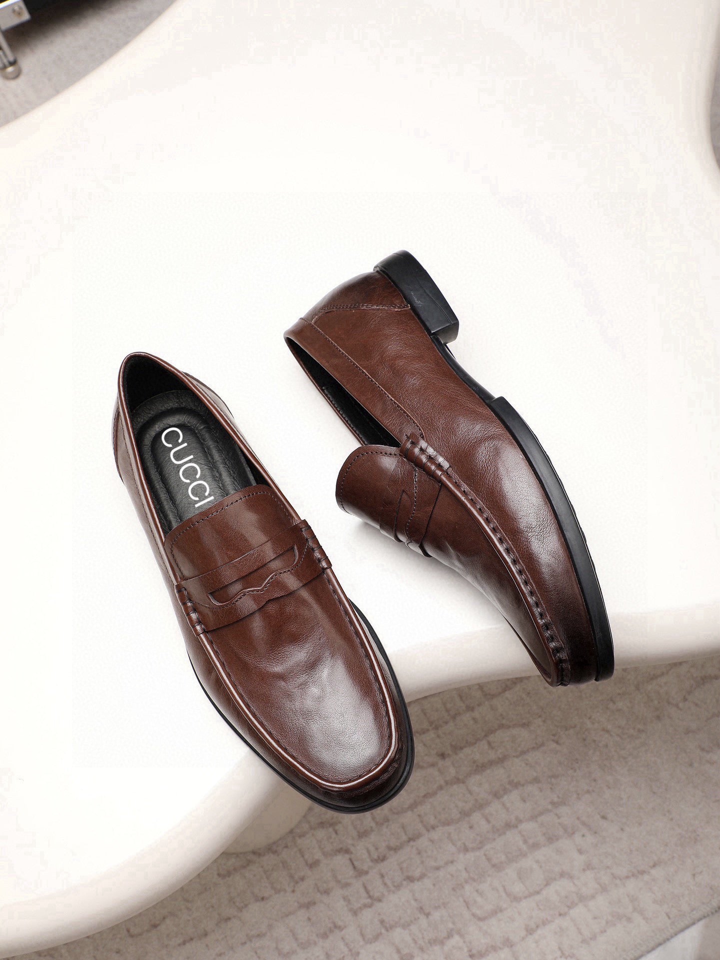 GG Men's Loafer Brown Calfskin 525163