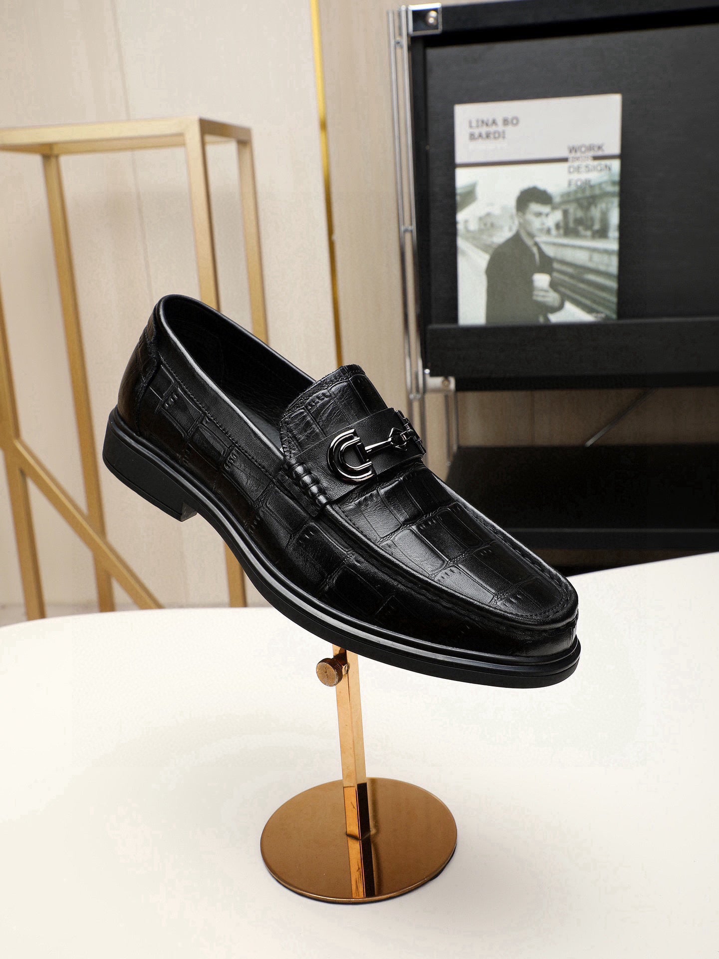 GG Men's Loafer Black Embossed Cowhide 525165