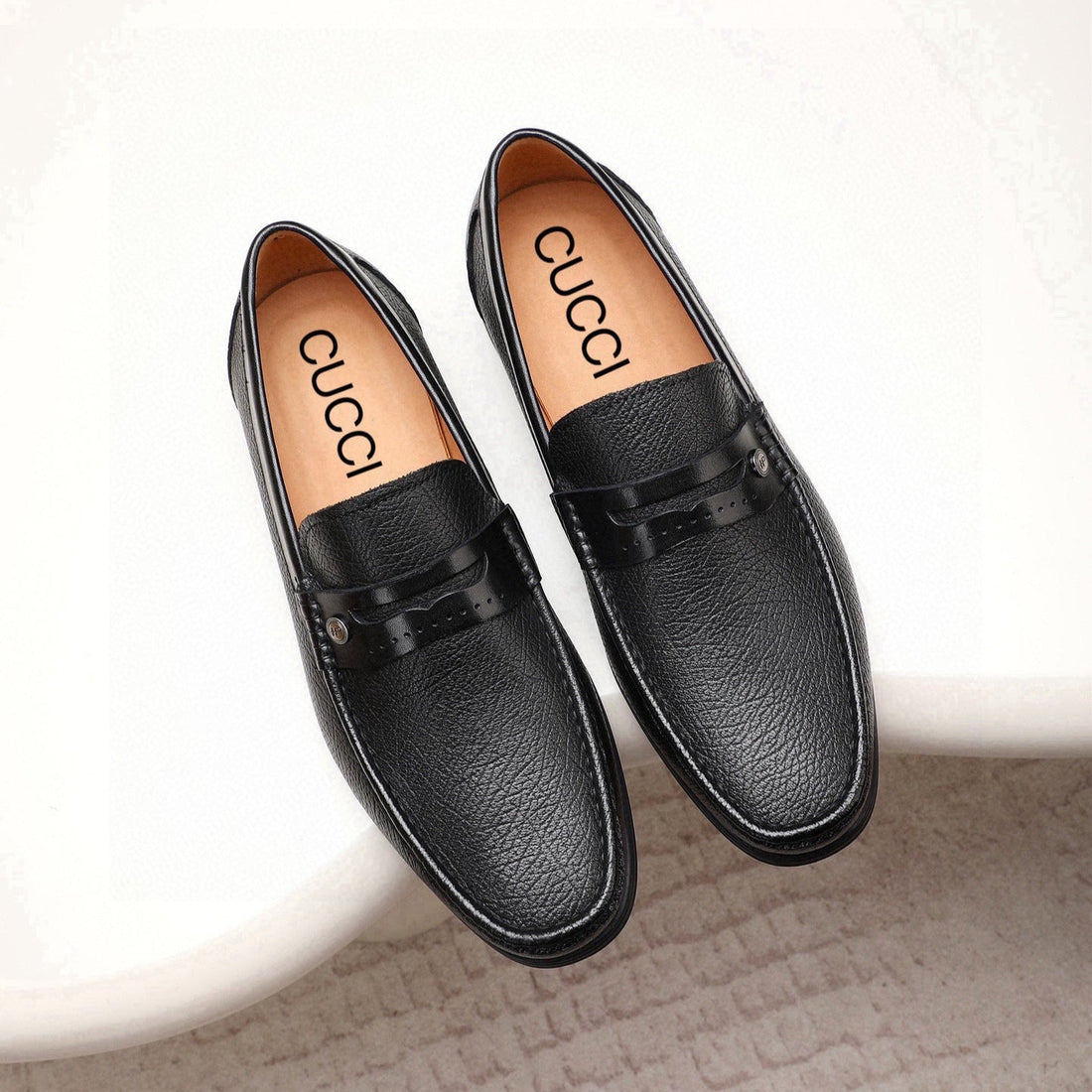 GG Men's Loafer Black Embossed Cowhide 525171