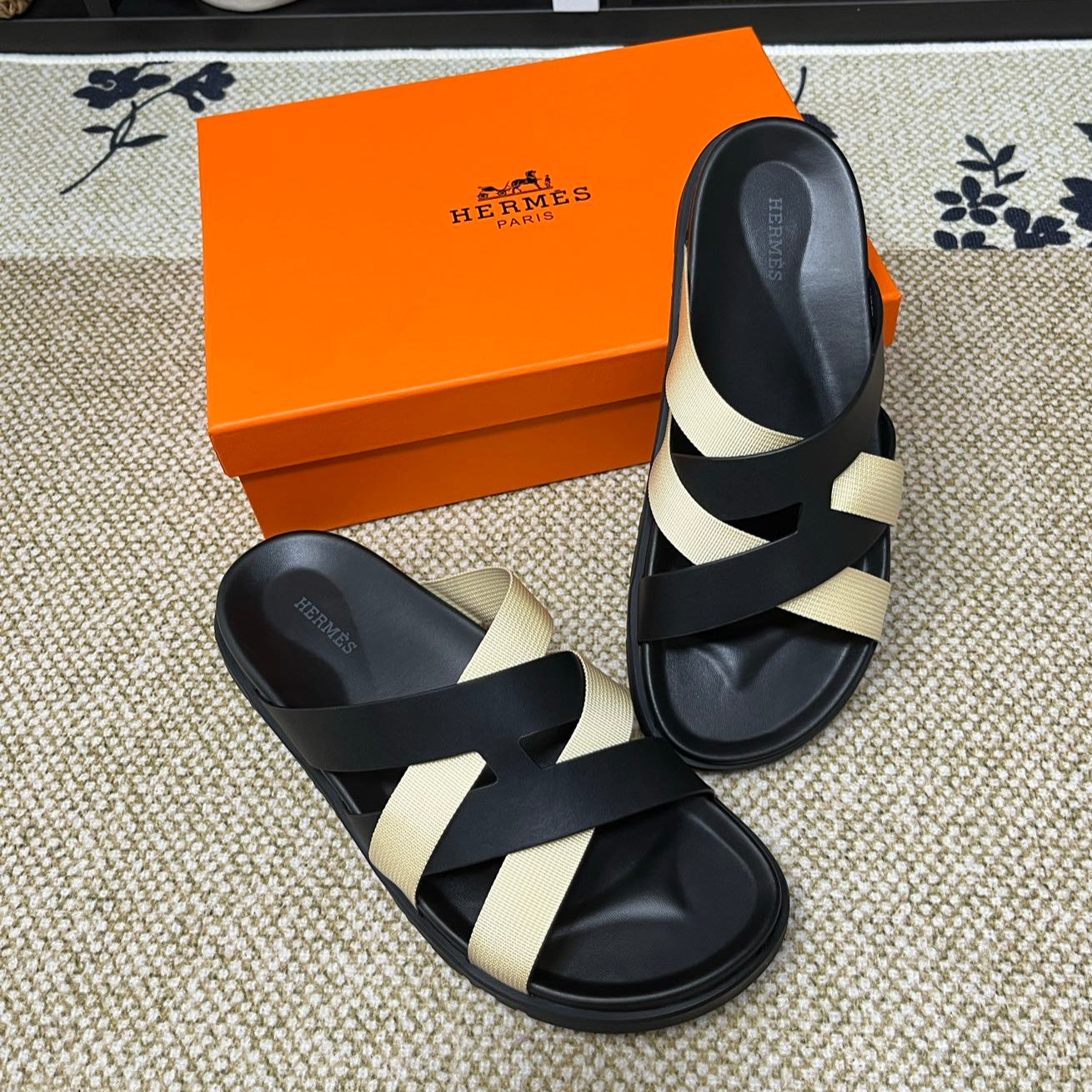 HM Men's Kazimir Black Beige Calfskin 595490