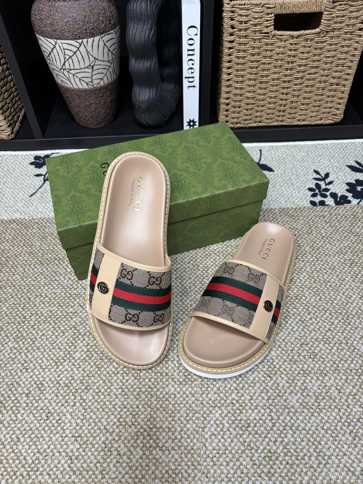 GG Men's Web Slide Beige Canvas Cowhide 595537