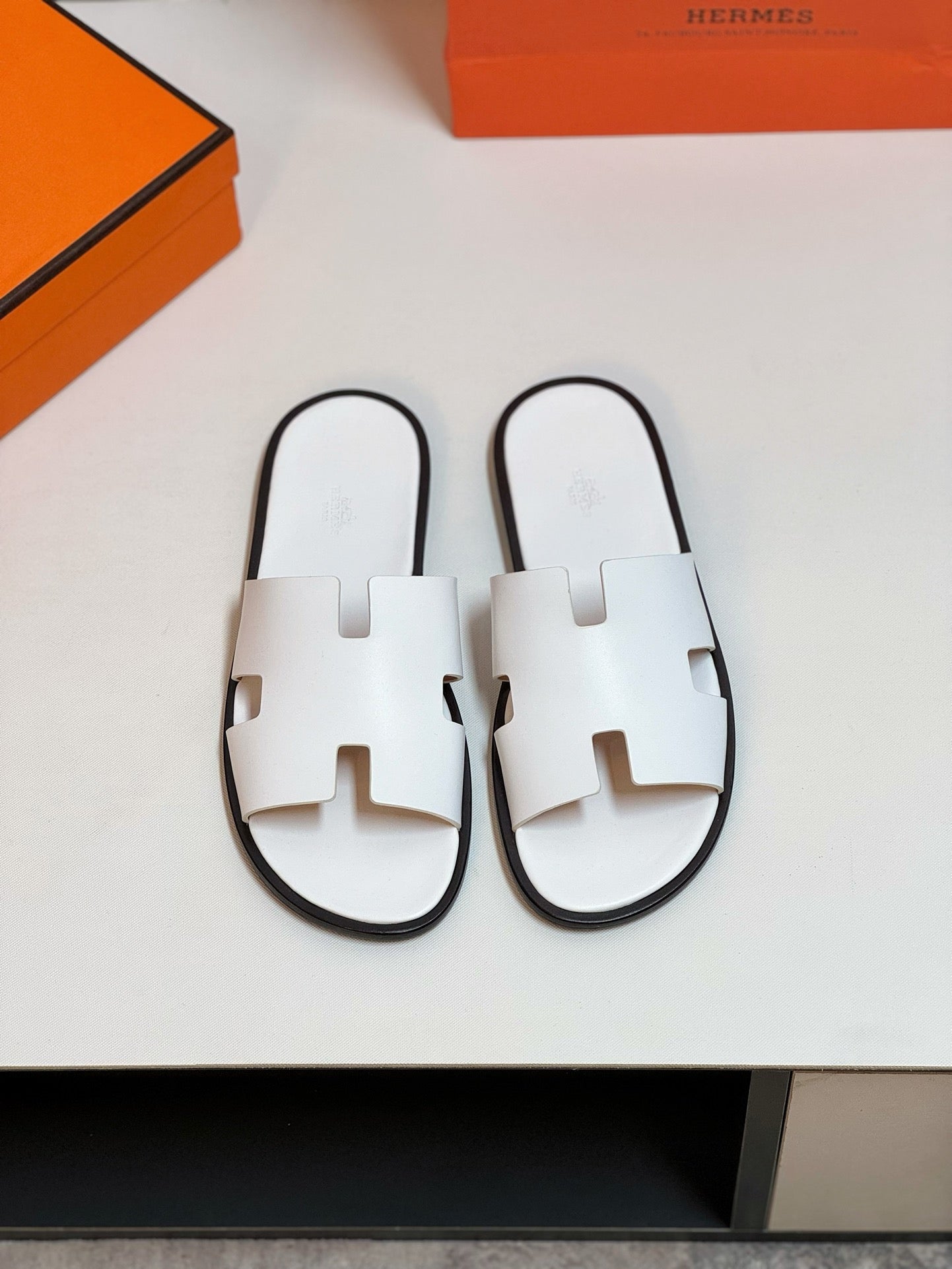 HM Men's Izmir Slide White Cowhide 609775