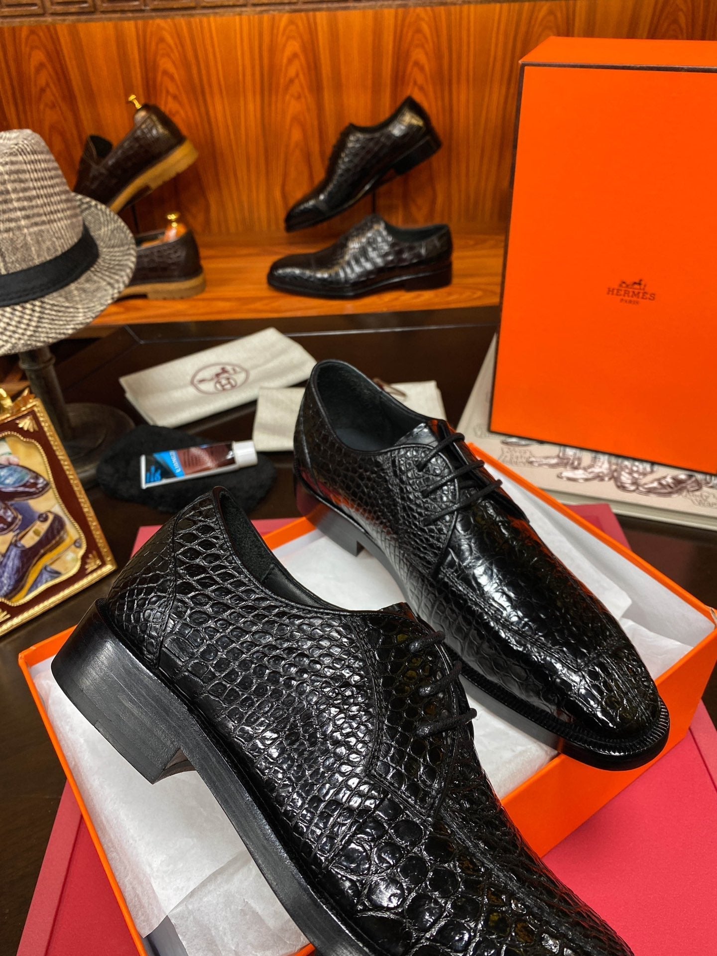 HM Men's Derby Dress Shoe Black Crocodile Belly 487804