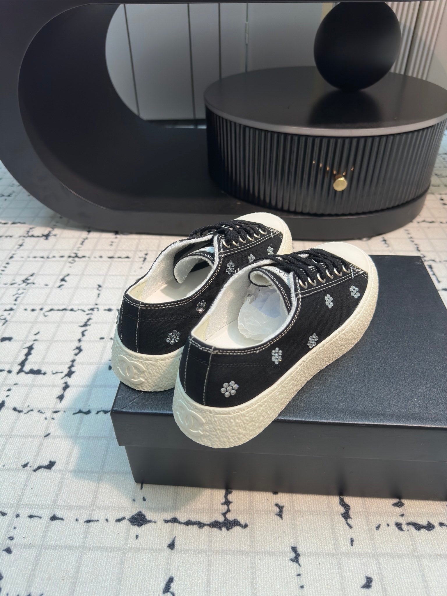 CC Low Sneaker 30mm Black Mix White With Small Flowers Cavas Fabric