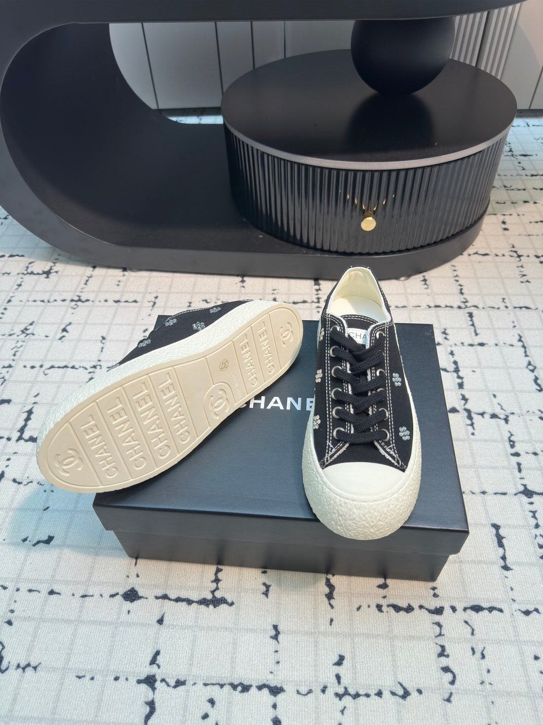 CC Low Sneaker 30mm Black Mix White With Small Flowers Cavas Fabric