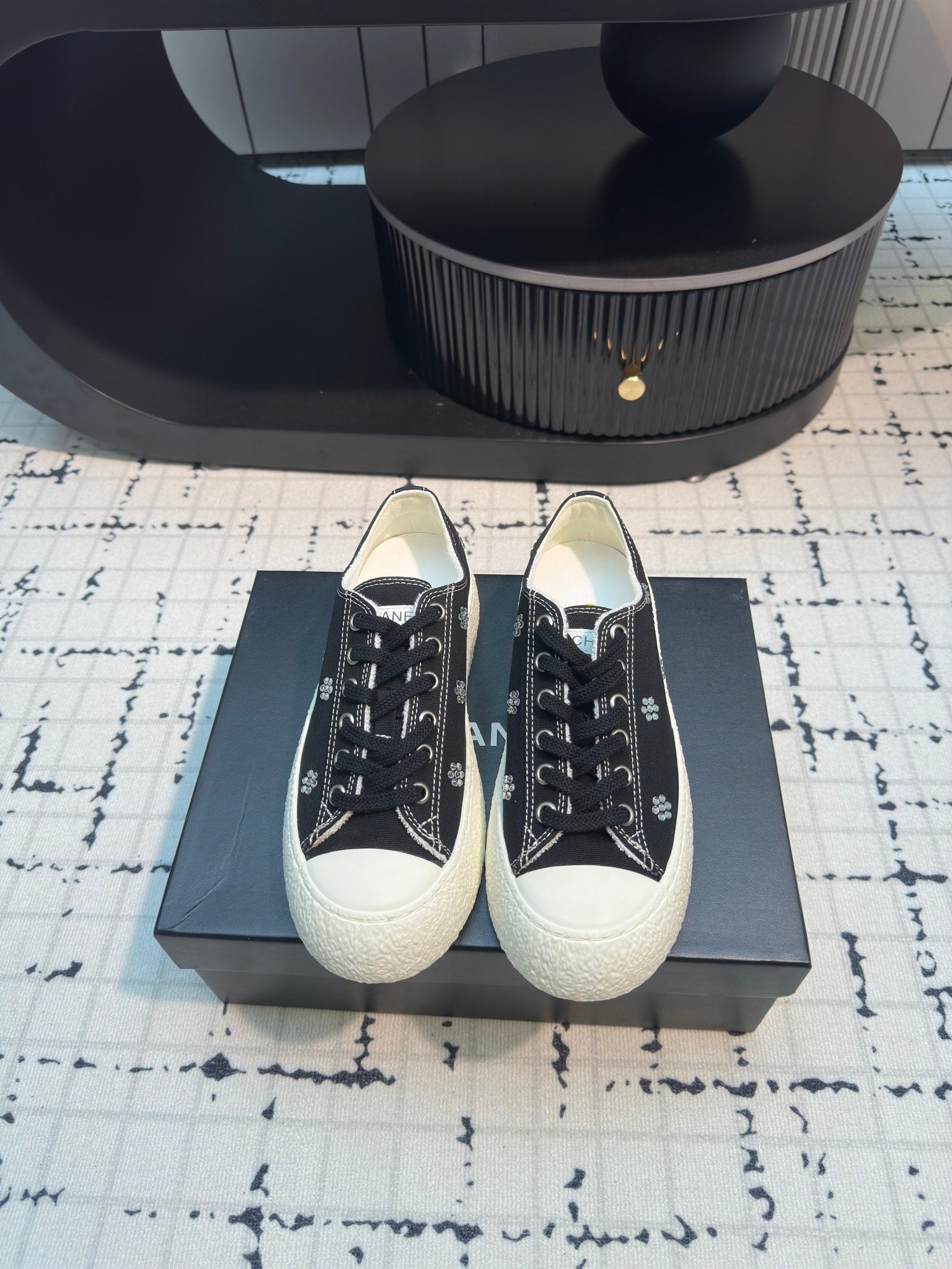 CC Low Sneaker 30mm Black Mix White With Small Flowers Cavas Fabric