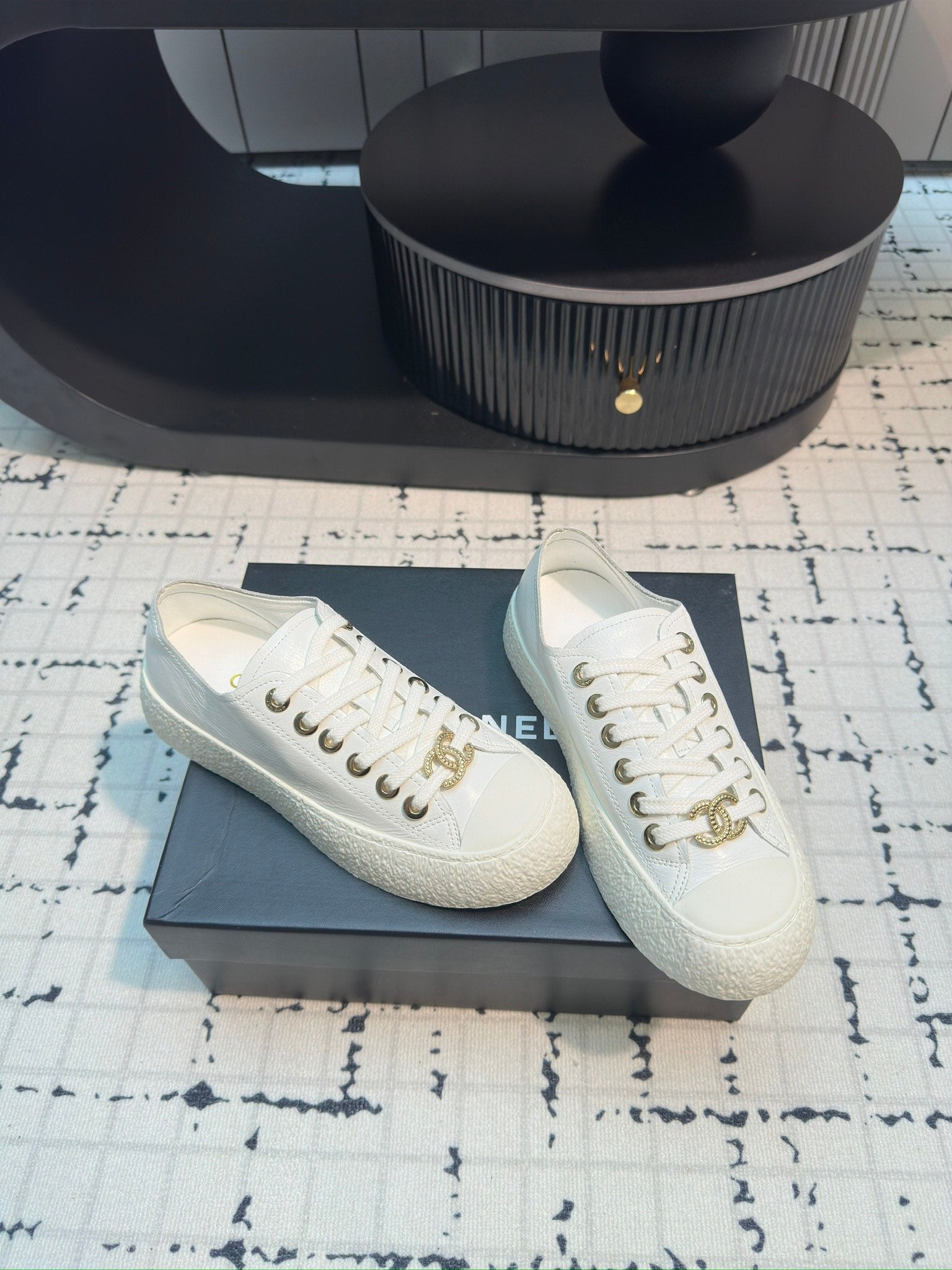CC Low Sneaker 30mm White Calfskin