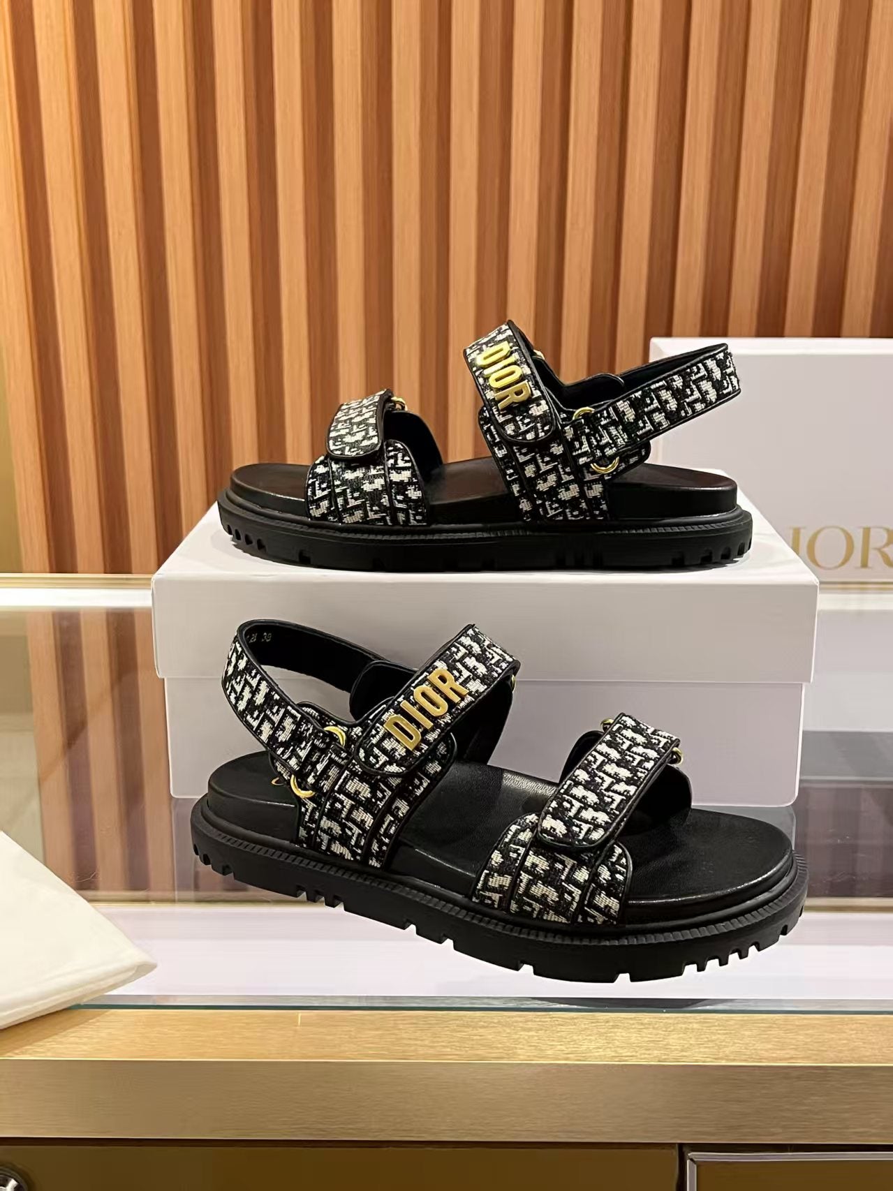 CD Dioract Sandal Monogram Canvas Fabric 242452