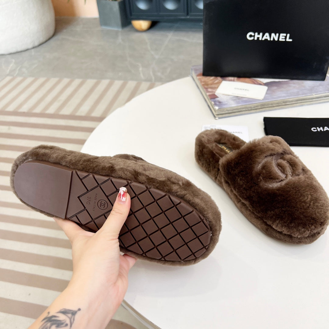 CC Slippers Dark Brown Fleece