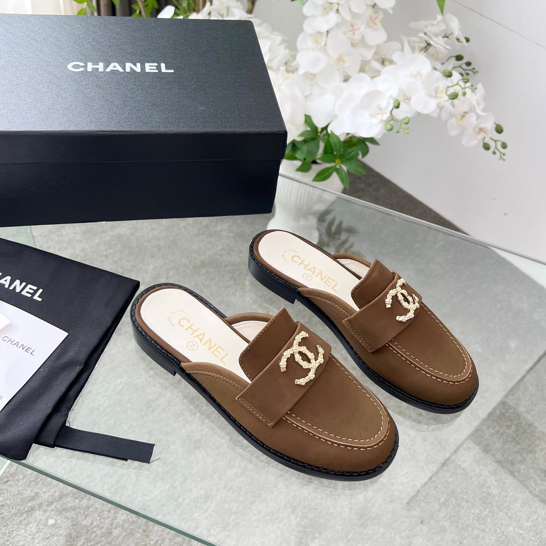 CC 25 Mule Dark Brown Calfskin Gold Double C