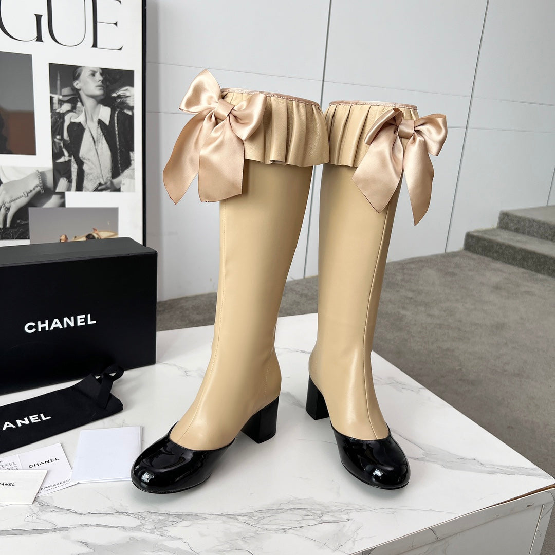 CC 25 high boots beige black sheepskin 459456