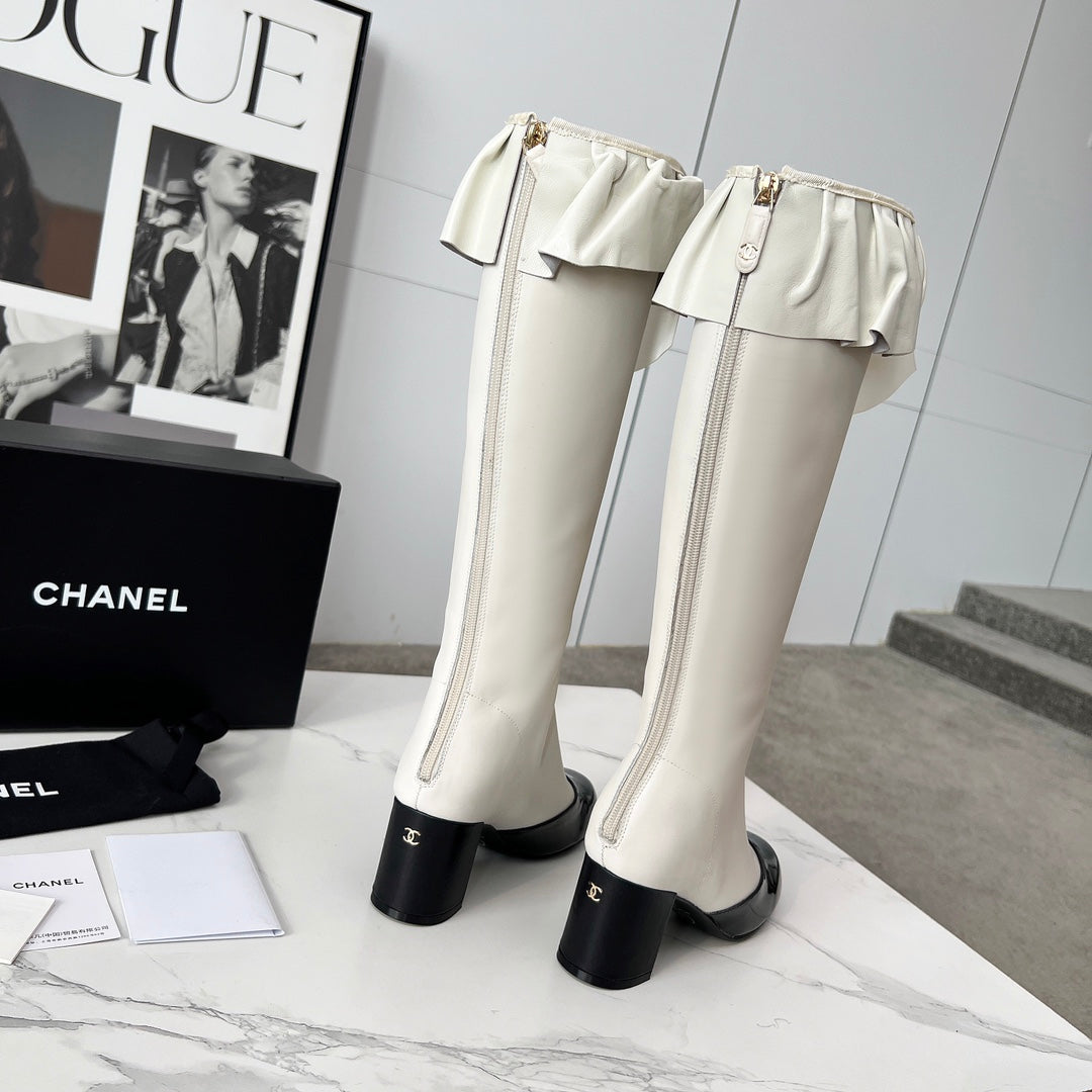 CC 25 high boots white black sheepskin 459457