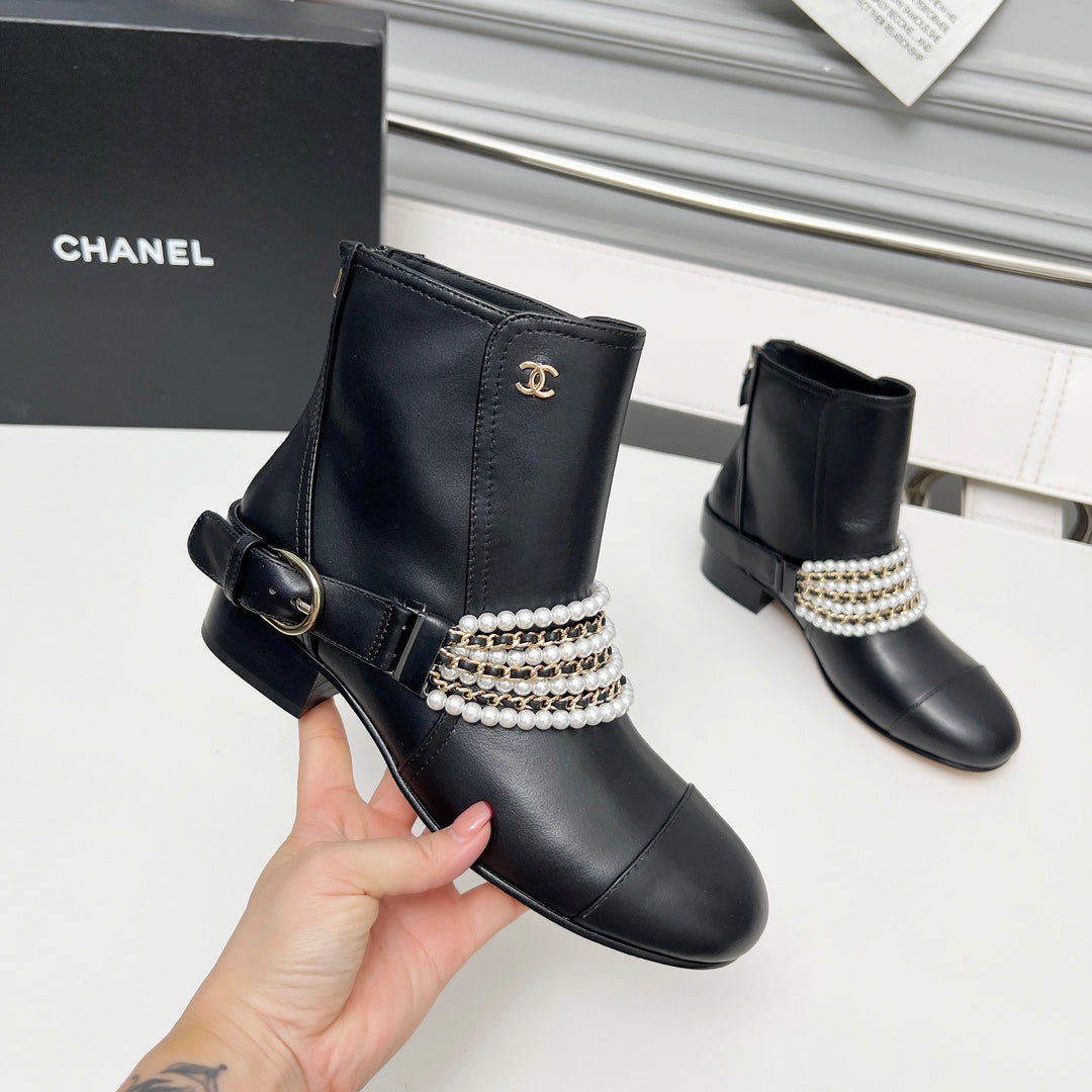 CC 25 latest low-top boots pearl black sheepskin 459472