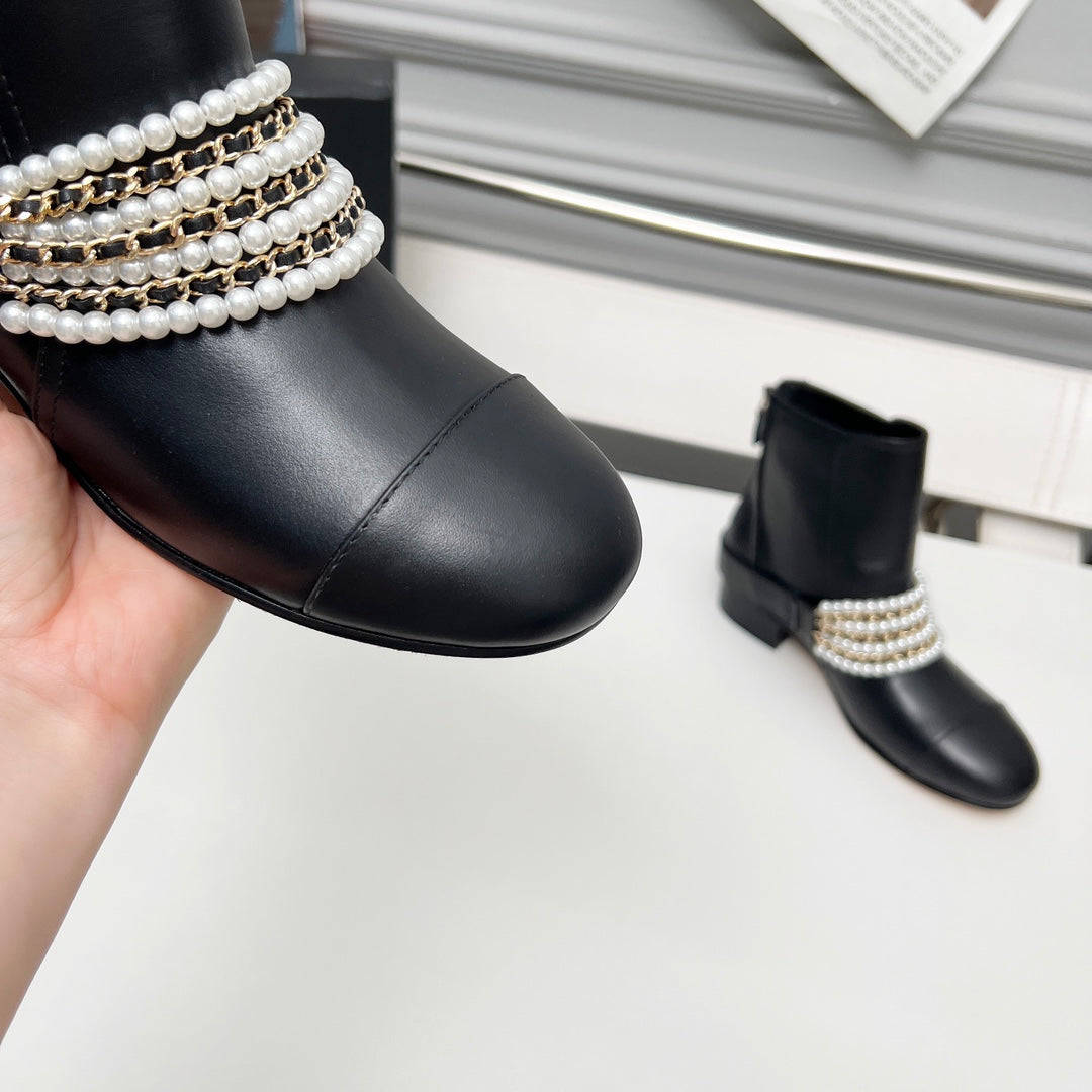 CC 25 latest low-top boots pearl black sheepskin 459472