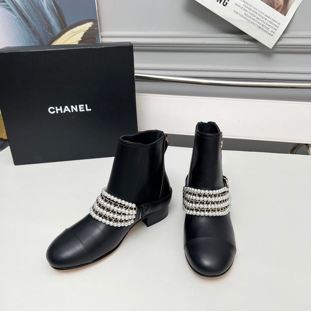 CC 25 latest low-top boots pearl black sheepskin 459472