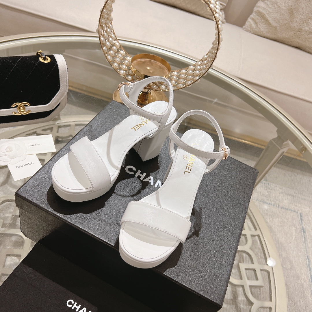 CC 25C 10CM Mid Heed Sandals White Italian Leather 213319