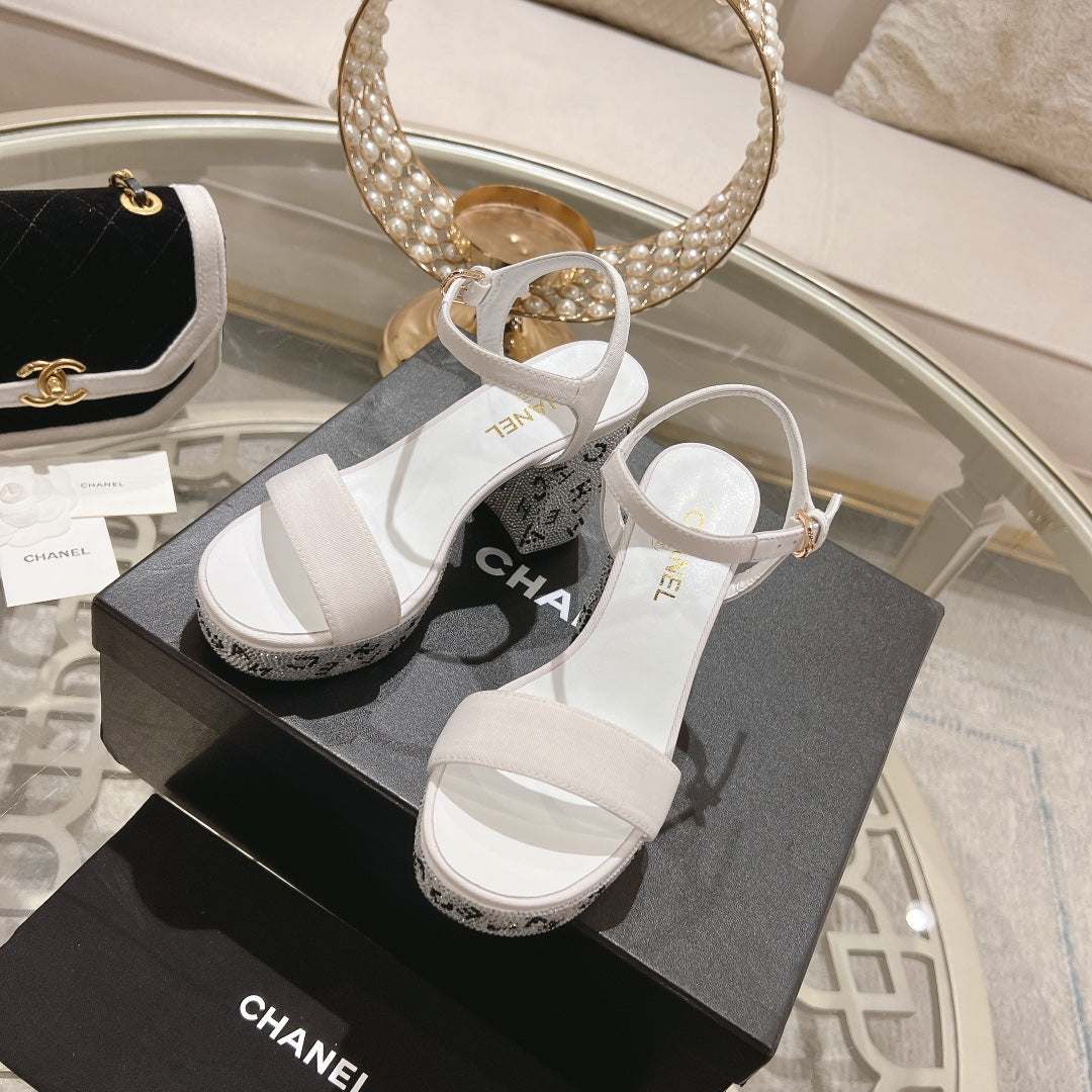 CC 25C 10CM Mid Heed Sandals White Fabric 213325