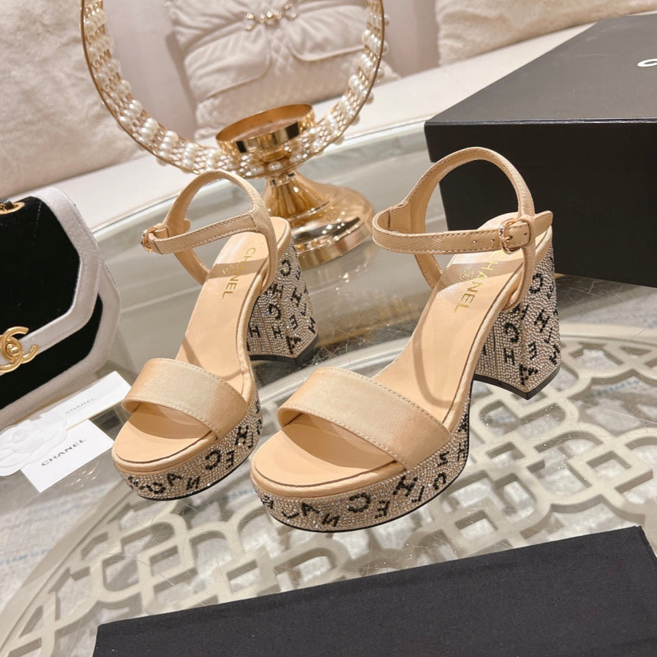 CC 25C 10CM Mid Heed Sandals Cream Fabric 213326