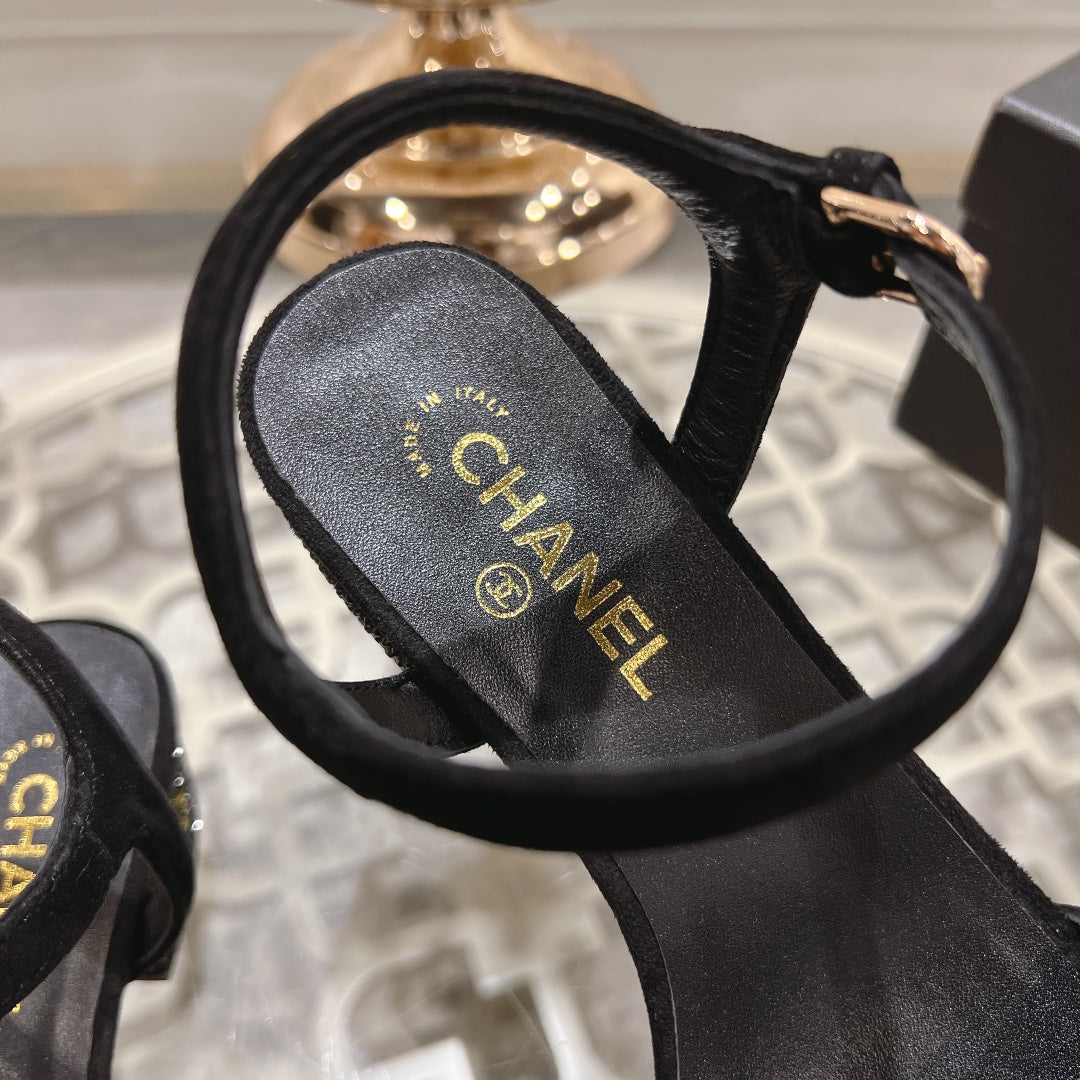 CC 25C 5CM Mid Heed Sandals Black Suede 213327