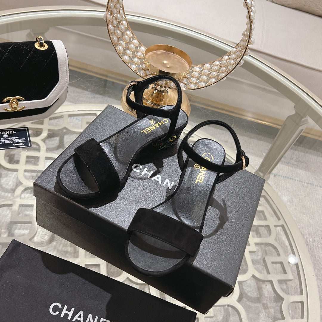 CC 25C 5CM Mid Heed Sandals Black Suede 213327