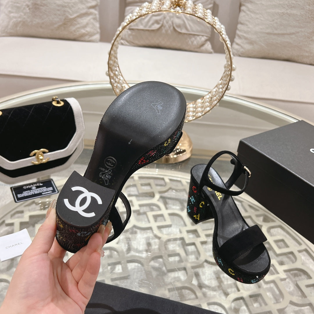 CC 25C 10CM Mid Heed Sandals Black Suede 213328