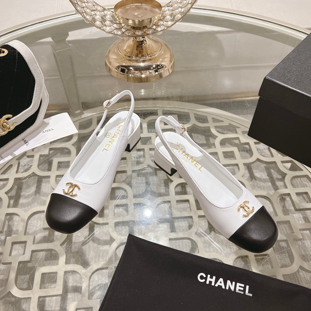 CC Slingbacks 35mm In White Mix Black Lambskin 943266