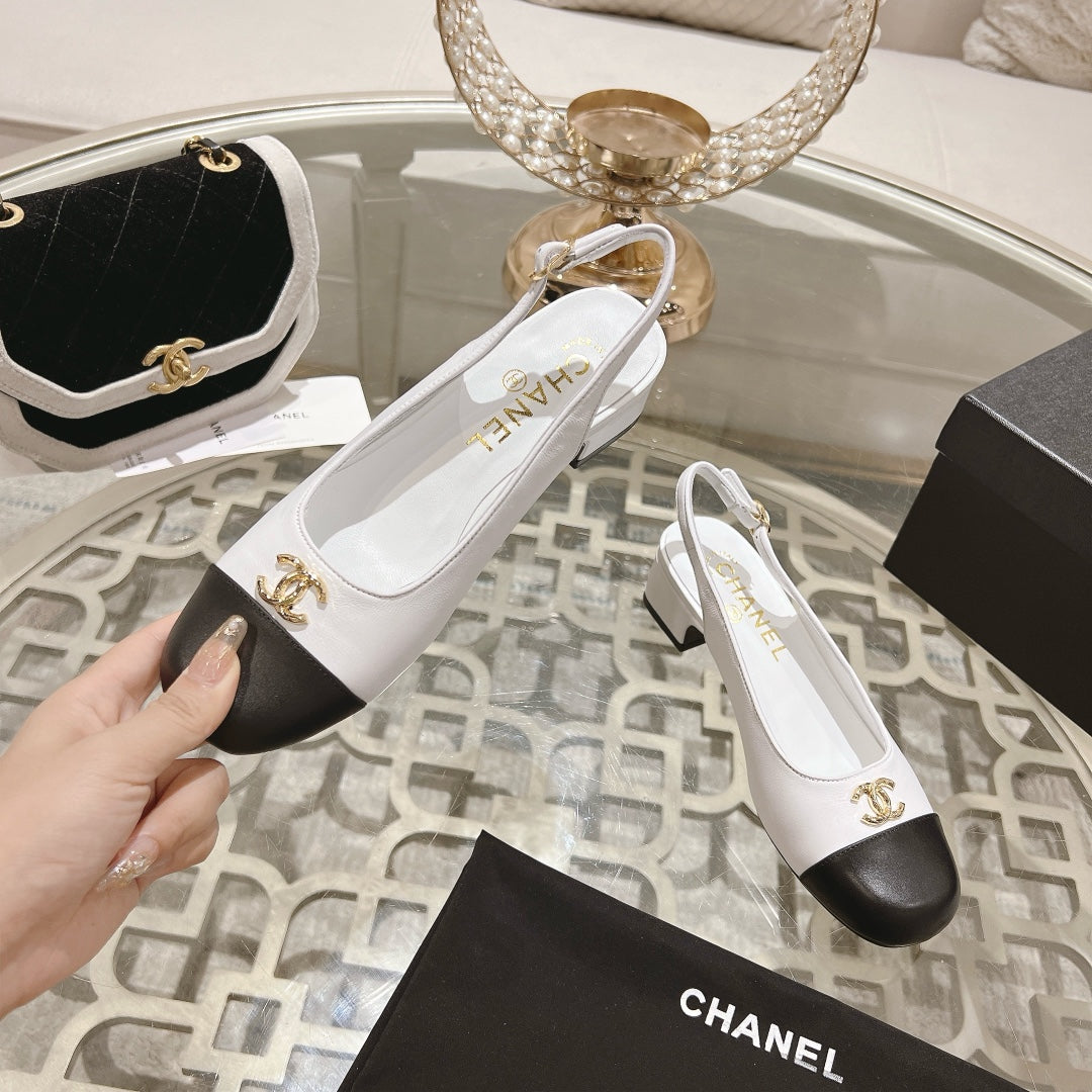 CC Slingbacks 35mm In White Mix Black Lambskin 943266