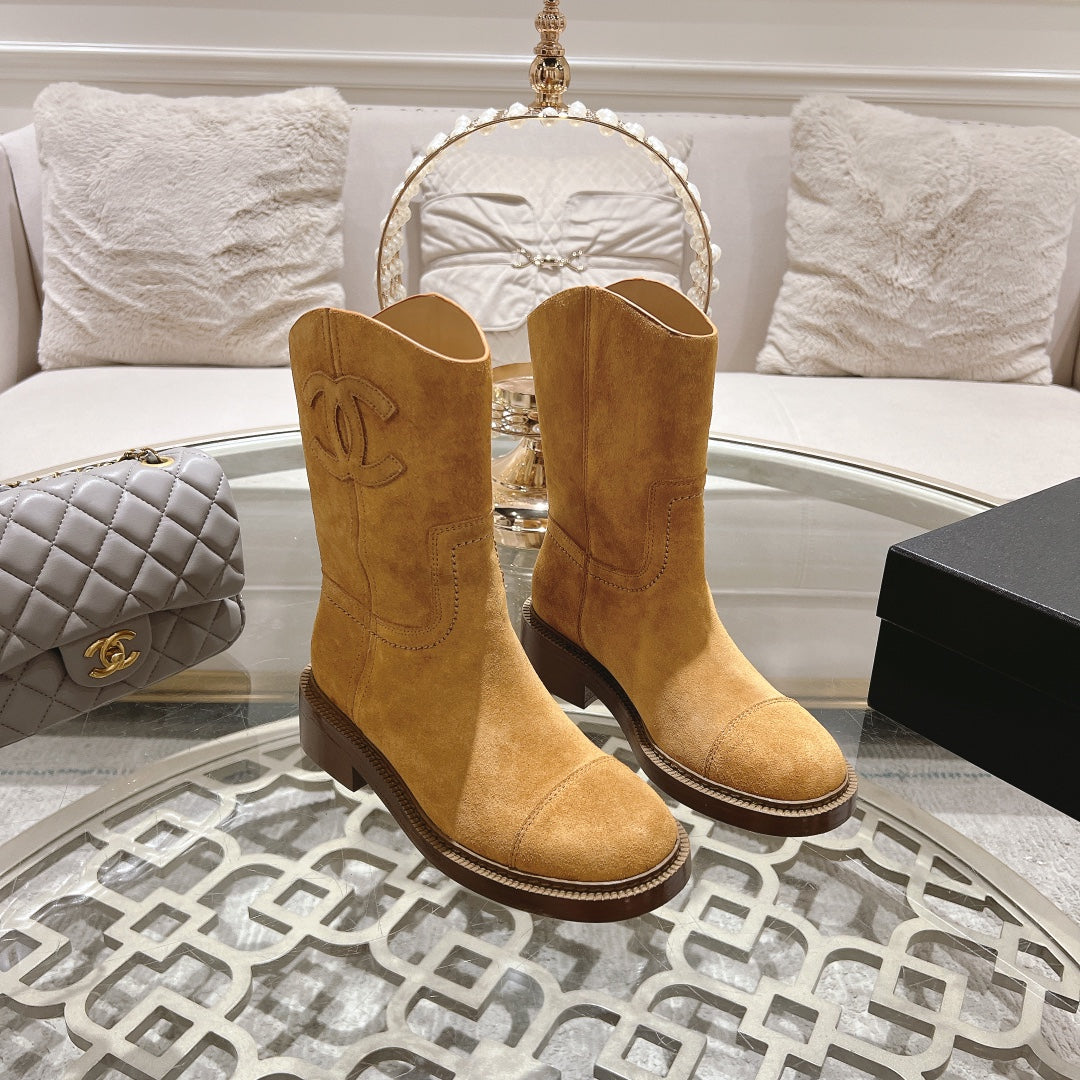 CC Ankle Boots 40mm Dark Yellow Suede