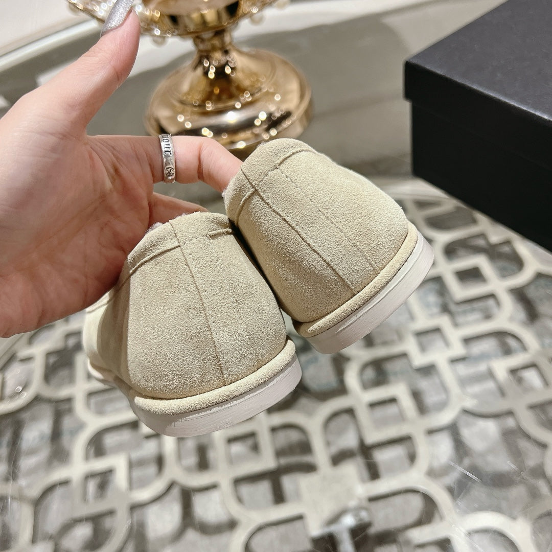 CC 25A Loafer Light Beige Sherpa Suede