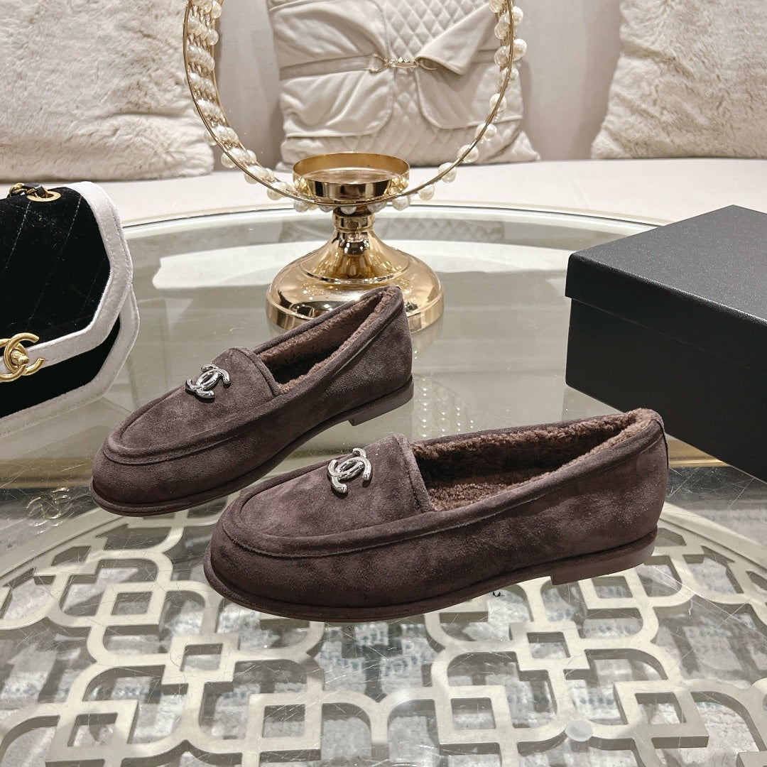 CC 25A Loafer Chocolate Sherpa Suede